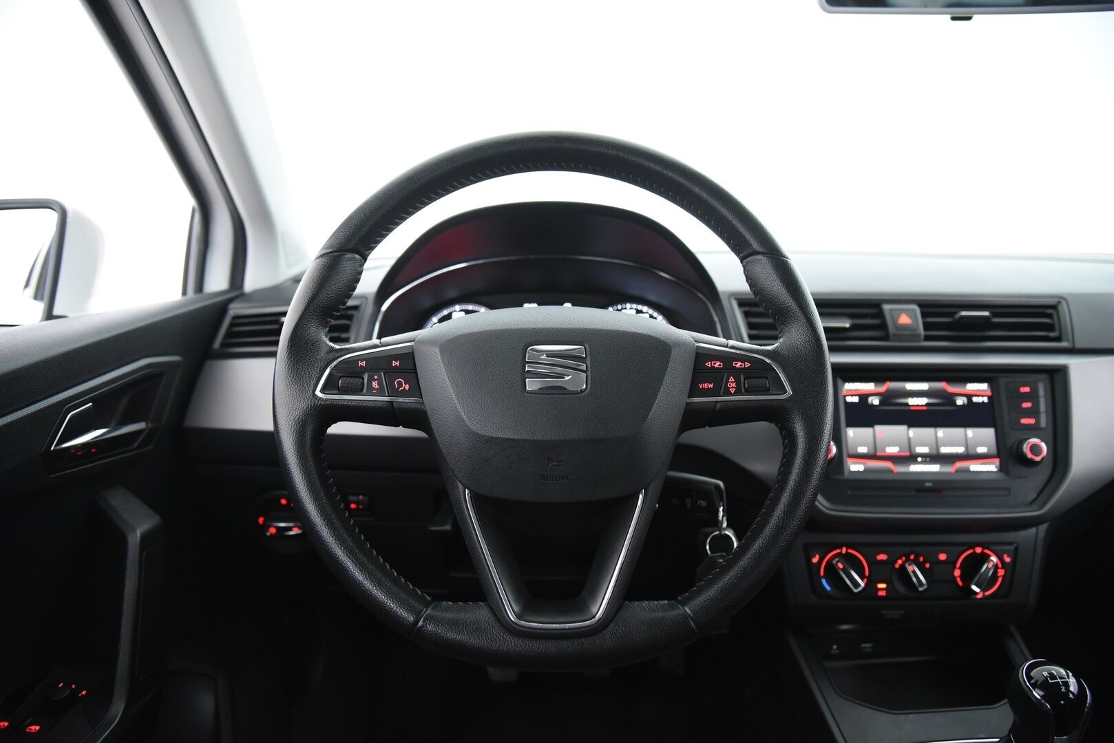 Seat Ibiza 2019 1,0 EcoTSI 95 Style / FullLink / Vakkari / P-Tutka / Front Assist - 2.om Suomi-auto / Kahdet renkaat / Hyvä huoltohistoria!