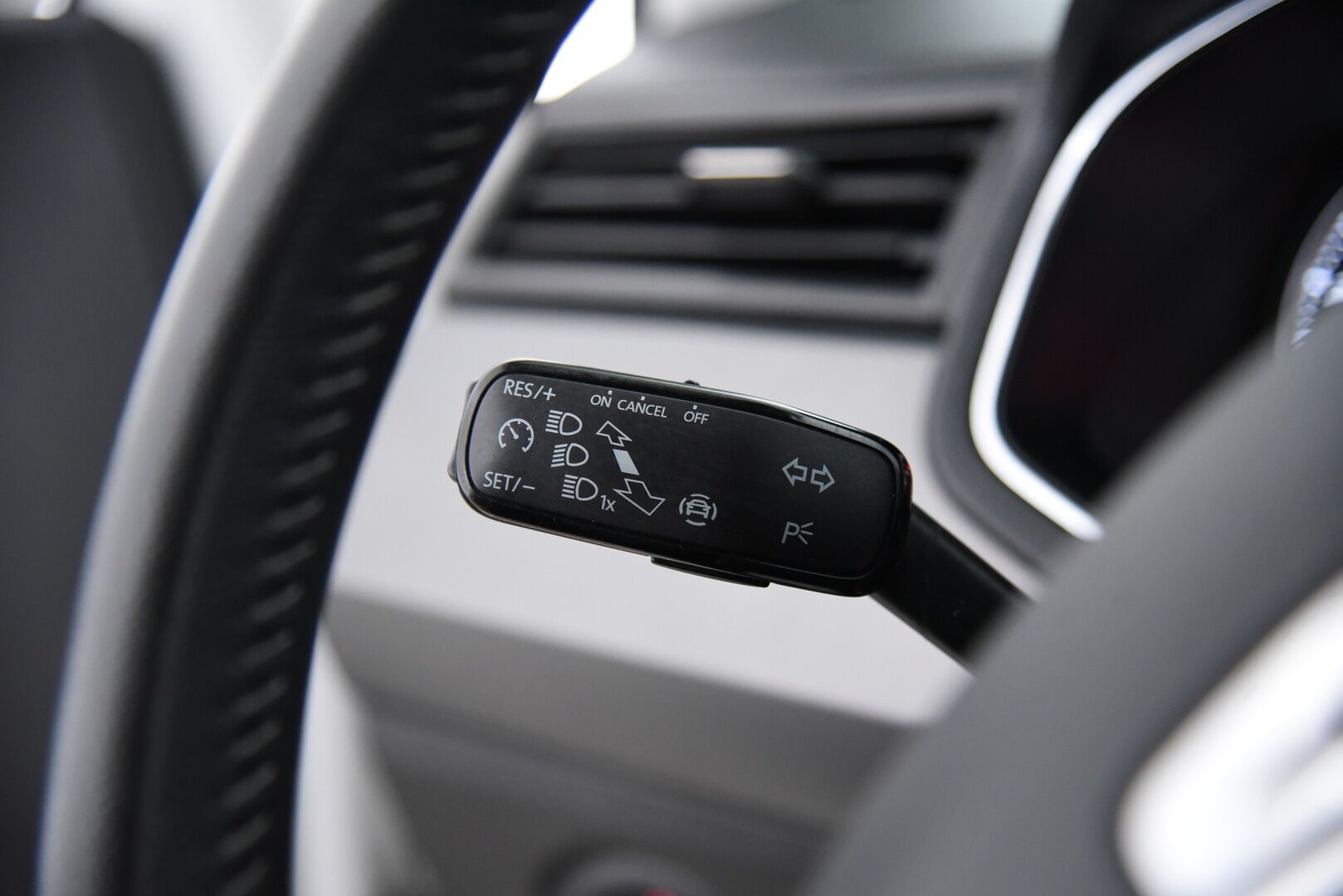 Seat Ibiza 2019 1,0 EcoTSI 95 Style / FullLink / Vakkari / P-Tutka / Front Assist - 2.om Suomi-auto / Kahdet renkaat / Hyvä huoltohistoria!
