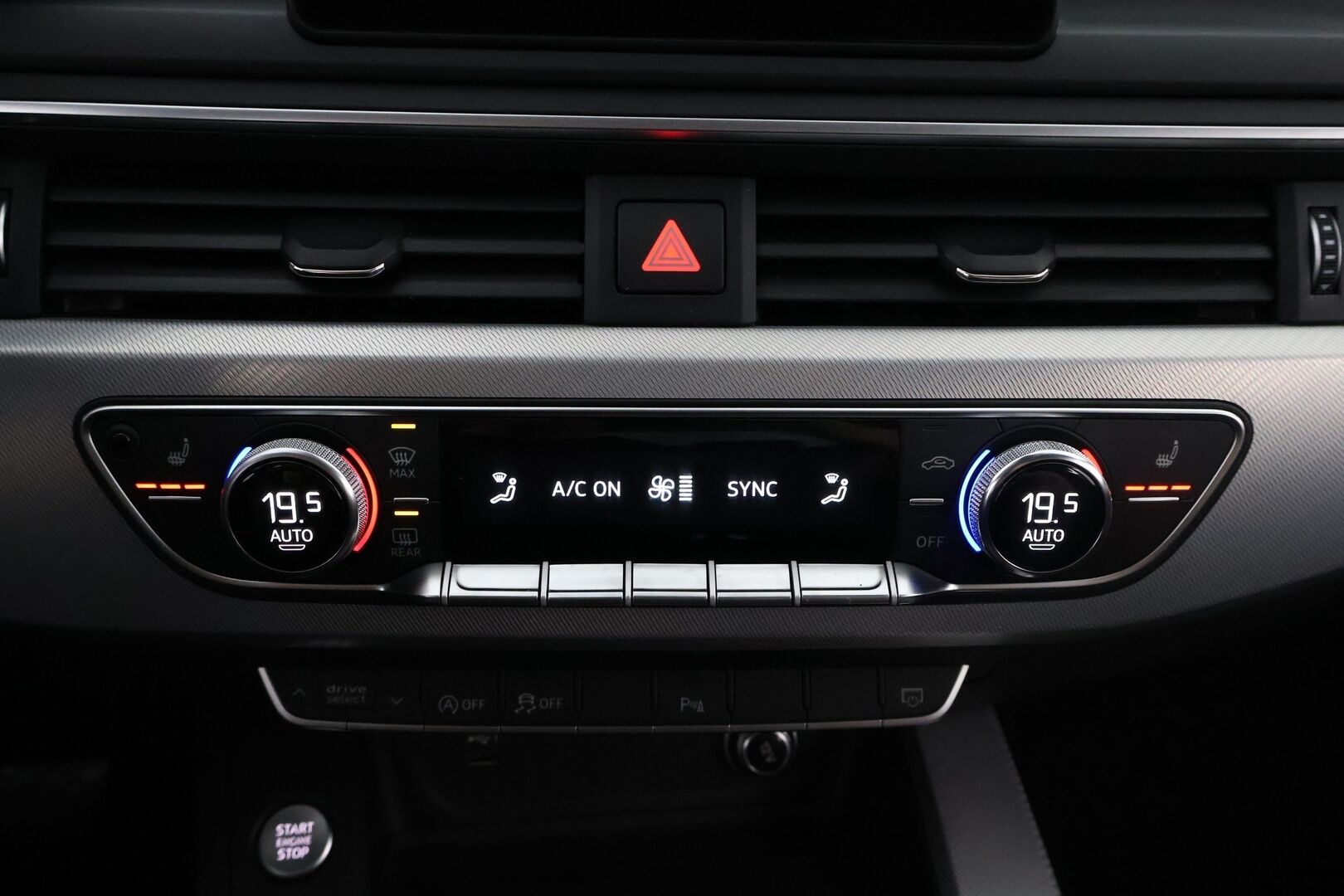 Audi A5 2019 Sportback Business Sport g-tron Edition 40 g-tron S tronic - Webasto / Sporttipenkit / Matrix LED / KeylessGo / Vetokoukku / Muistipenkki / Huippuvarusteet!