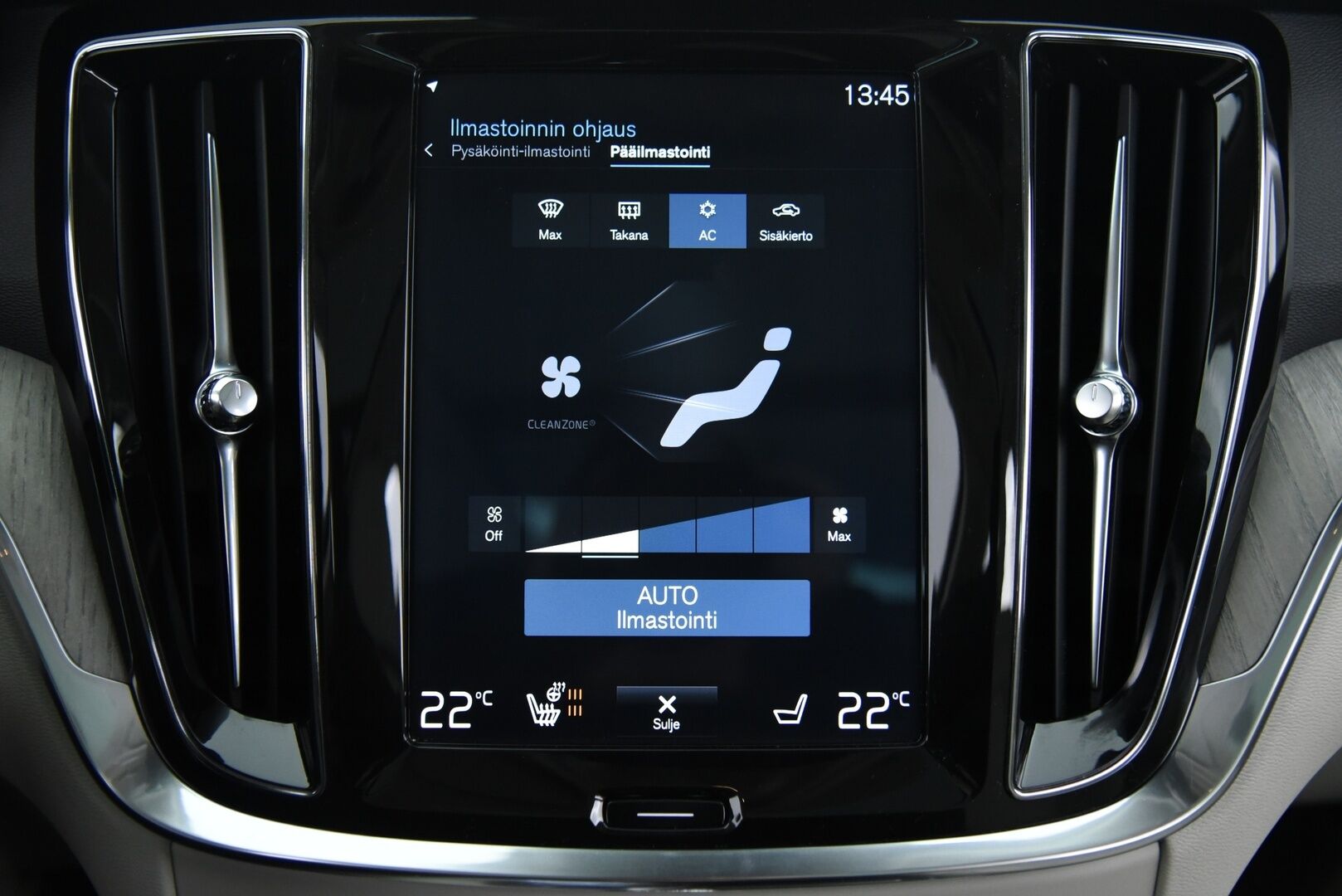 Volvo V60 2020 T8 TwE AWD Business Inscription aut / Adapt.Vakkari / Suomi-auto / Muistipenkki / Panorama - BLIS / KeyLessGo / P-kamera