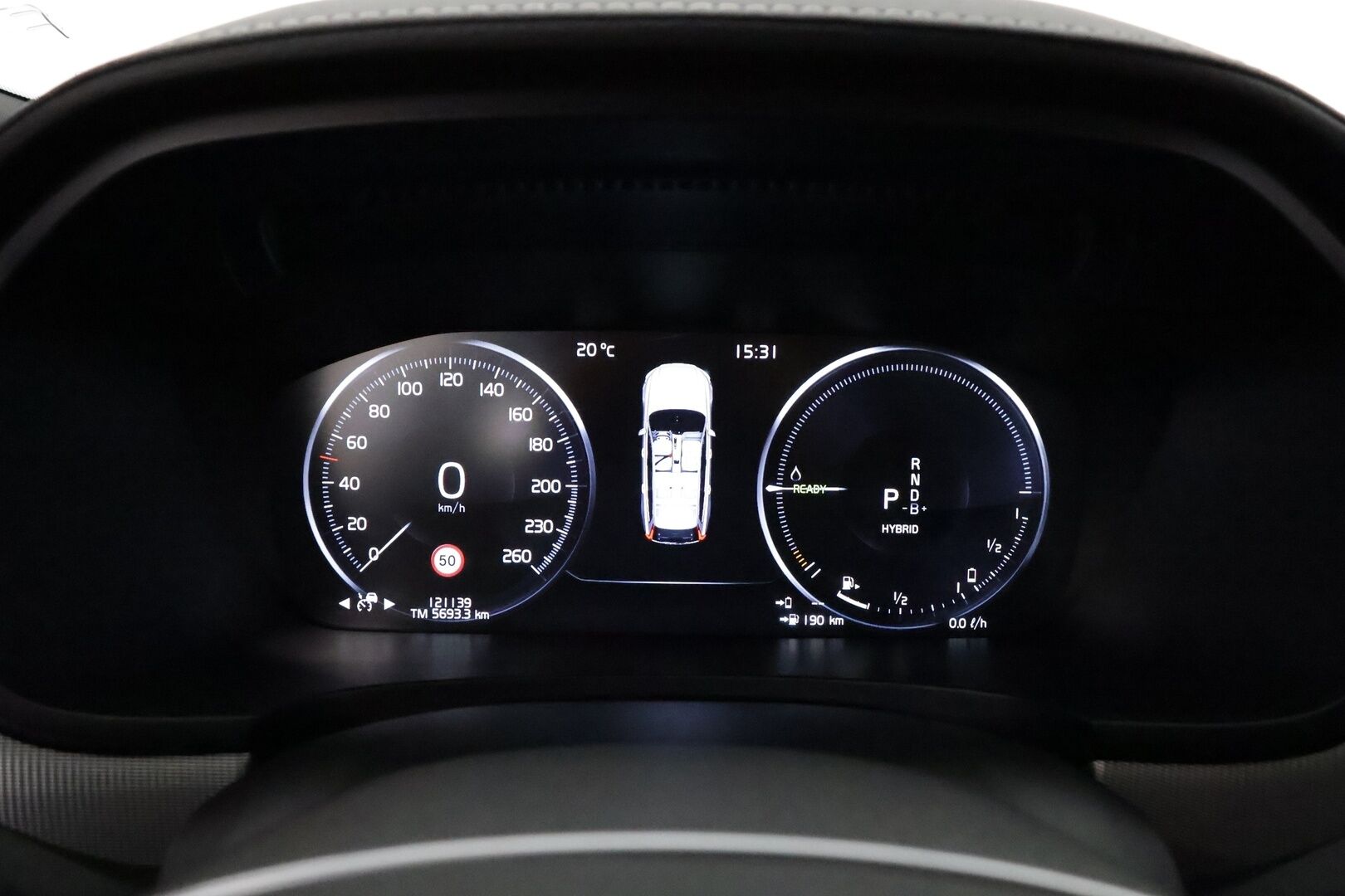 Volvo V90 2020 T8 TwE AWD R-Design aut **Panorama / Webasto / Koukku / Sporttipenkki Muistilla / ACC / H&K / Full-LED / 360° Kamera** - 3,99 % KORKOTARJOUS TÄHÄN AUTOON 14.9. ASTI! - Suomi-auto / 2x Latauskaapelit / Kahdet Renkaat / Merkkihuollettu!