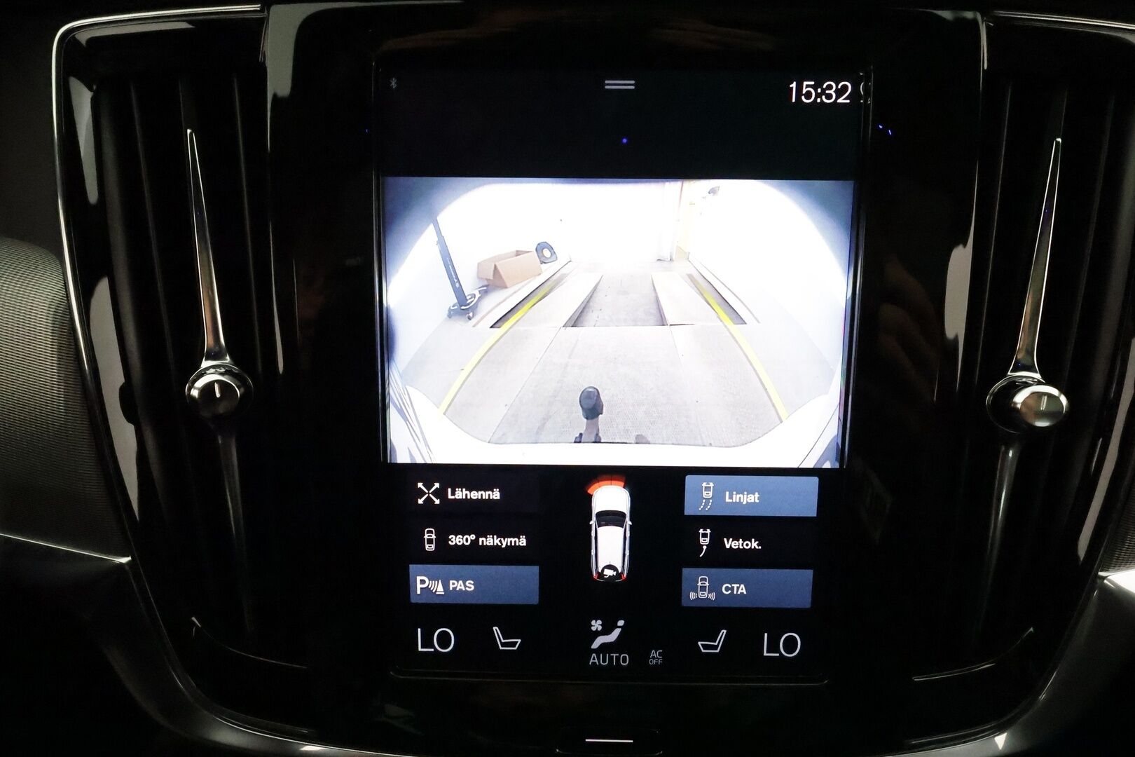 Volvo V90 2020 T8 TwE AWD R-Design aut **Panorama / Webasto / Koukku / Sporttipenkki Muistilla / ACC / H&K / Full-LED / 360° Kamera** - 3,99 % KORKOTARJOUS TÄHÄN AUTOON 14.9. ASTI! - Suomi-auto / 2x Latauskaapelit / Kahdet Renkaat / Merkkihuollettu!