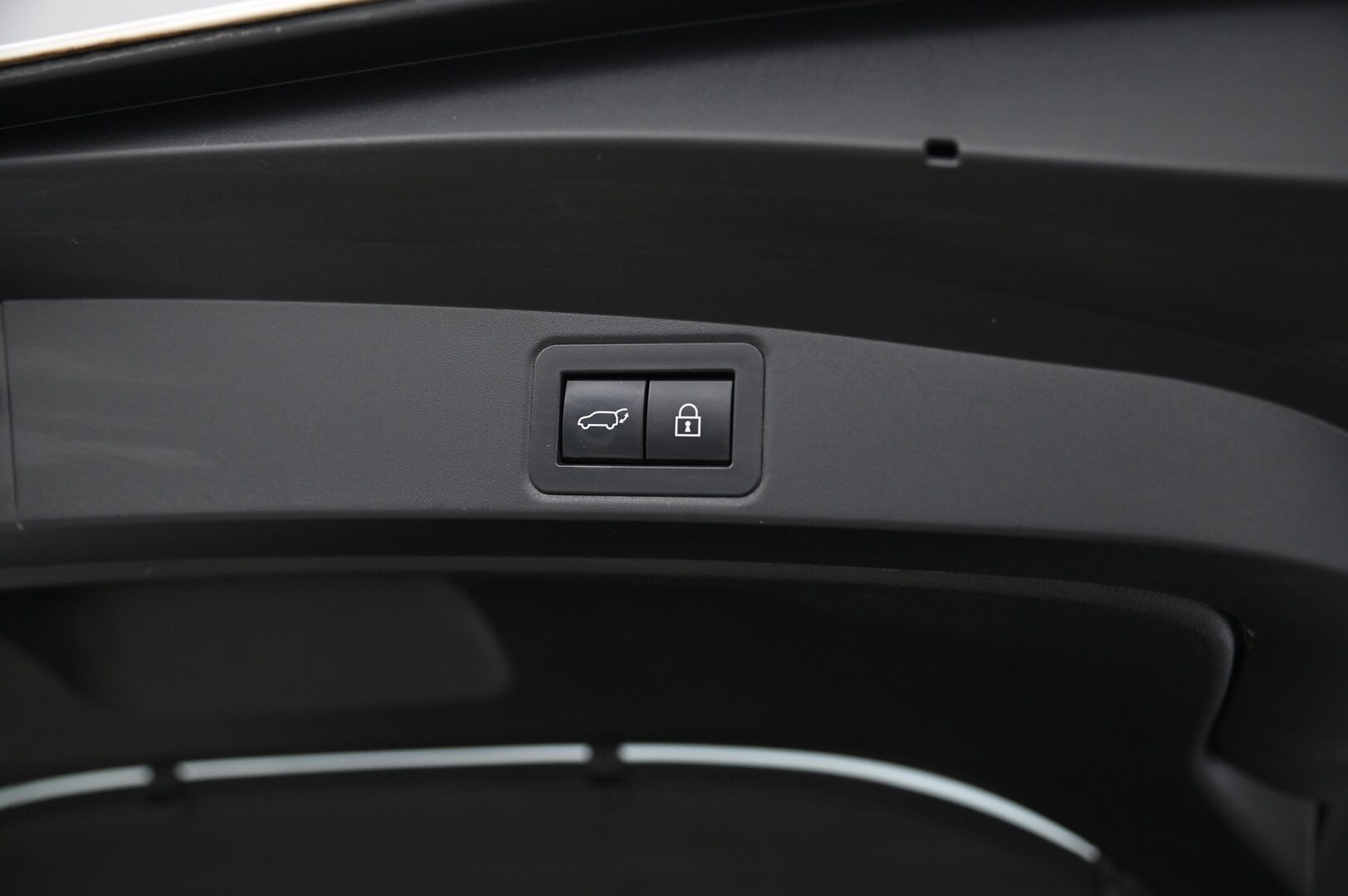 Toyota Corolla 2019 Touring Sports 2,0 Hybrid Active *ACC / Kessy / Kamera / Navi / Lämpöratti / LED / Lohko** - Suomiauto / Merkkihuollettu / 2x renkaat 