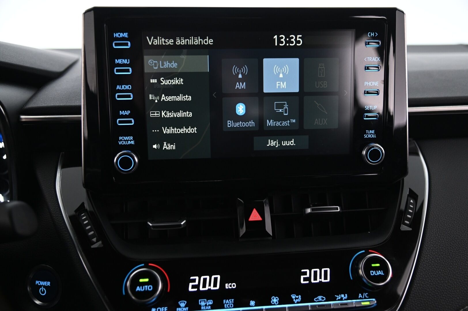 Toyota Corolla 2019 Touring Sports 2,0 Hybrid Active *ACC / Kessy / Kamera / Navi / Lämpöratti / LED / Lohko** - Suomiauto / Merkkihuollettu / 2x renkaat 