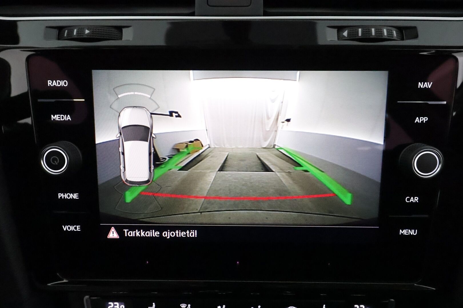 Volkswagen Golf 2019 Highline 1,0 TSI 85 kW (115 hv) DSG-automaatti * Webasto / Adapt.Vakkari / Peruutuskamera / Digimittari /  LED / KeylessGo - Suomi-auto / Kahdet renkaat aluvanteilla / Poikkeukselliset varusteet!