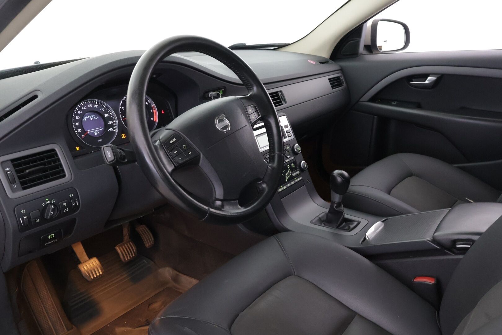Volvo V70 2008 V70 Farmari (AC) 4ov 1999cm3 **Myydään huutokaupat.com
