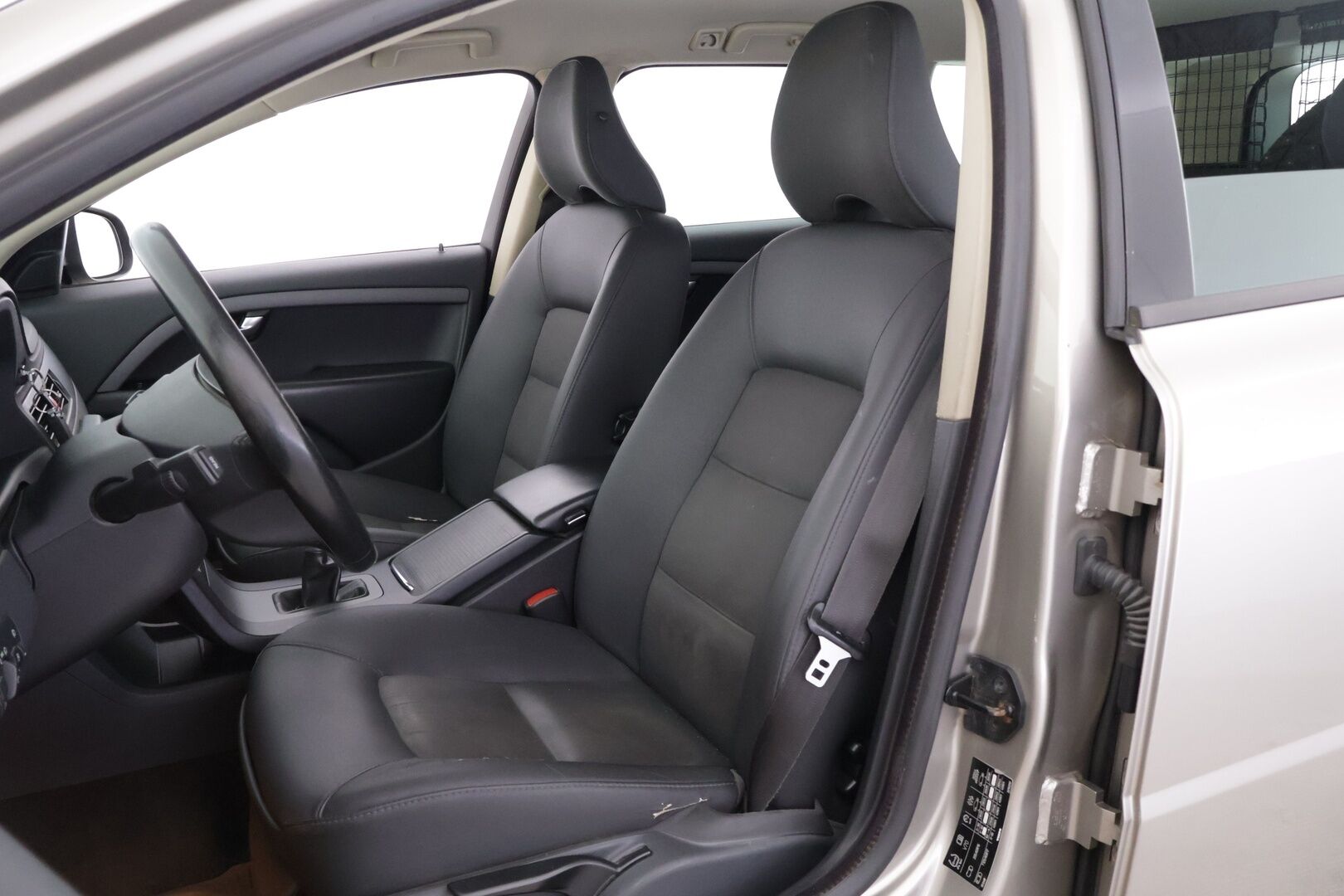 Volvo V70 2008 V70 Farmari (AC) 4ov 1999cm3 **Myydään huutokaupat.com