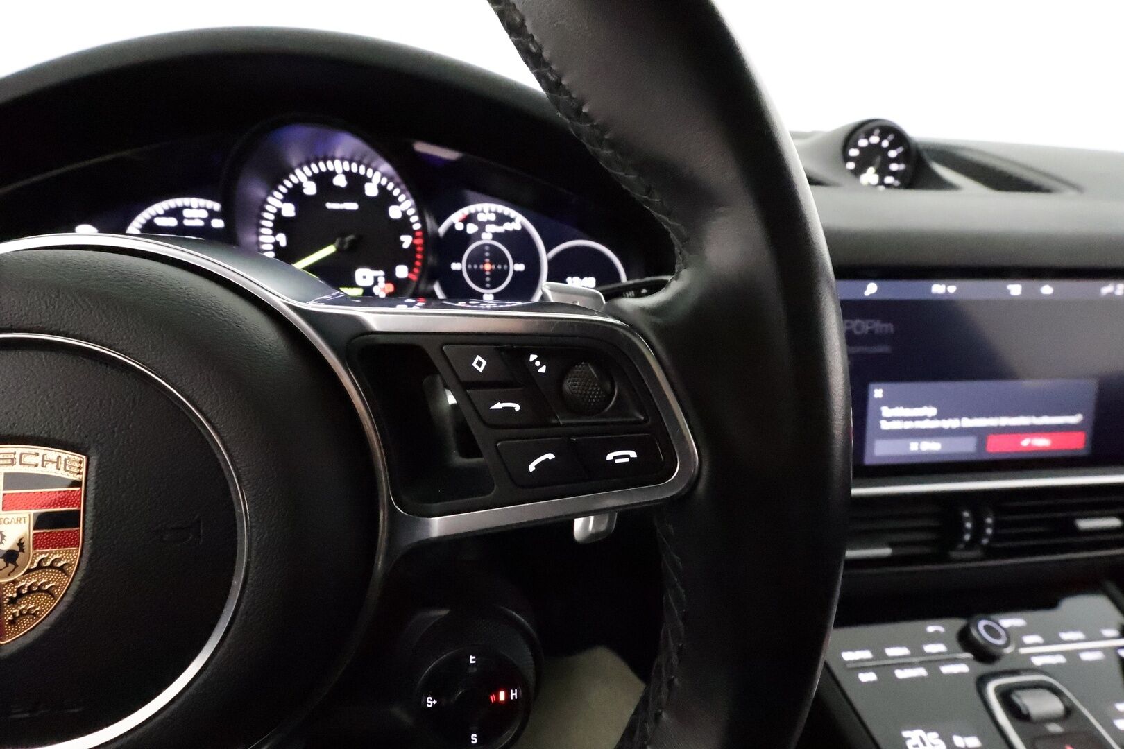 Porsche Cayenne 2020 E-Hybrid Coupé **Lasikatto / ACC / Matrix-LED / 360° / Muistipenkki / Sport Chrono Plus / Ilma-alusta / Koukku / Navi** - 2,99 % KORKOTARJOUS TÄHÄN AUTOON 21.9. ASTI! - 2-Omisteinen Suomi-auto / Kahdet Renkaat 