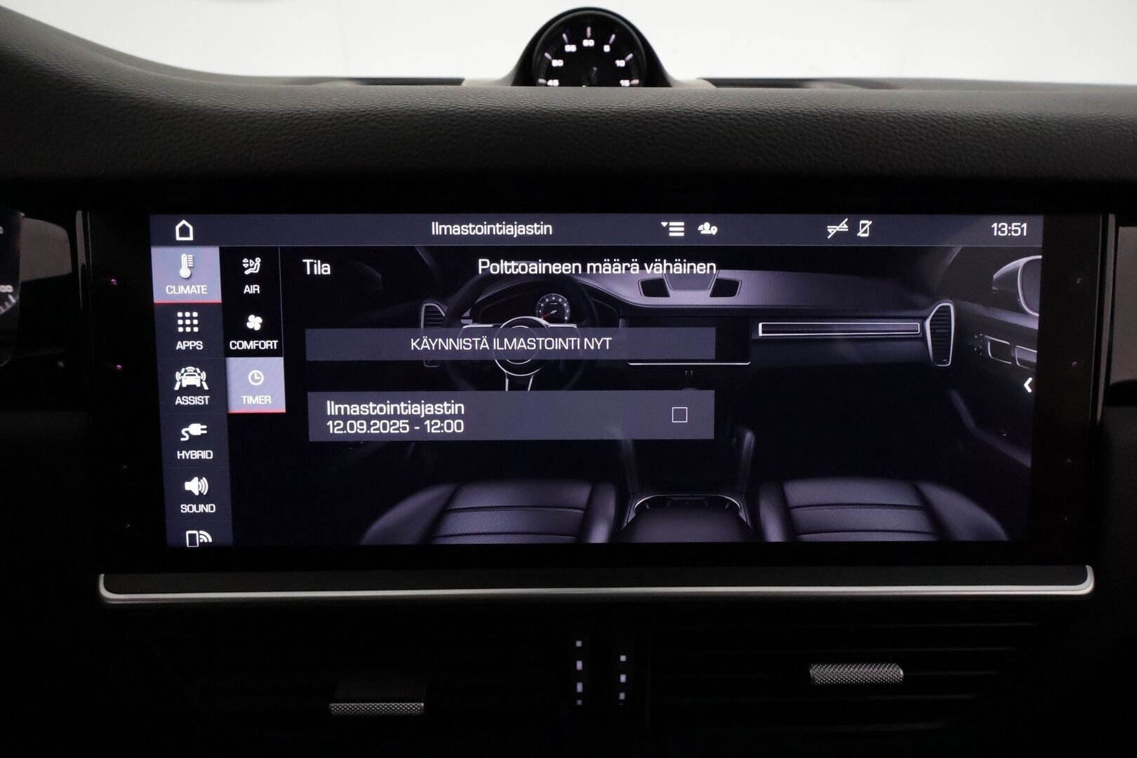 Porsche Cayenne 2020 E-Hybrid Coupé **Lasikatto / ACC / Matrix-LED / 360° / Muistipenkki / Sport Chrono Plus / Ilma-alusta / Koukku / Navi** - 2,99 % KORKOTARJOUS TÄHÄN AUTOON 21.9. ASTI! - 2-Omisteinen Suomi-auto / Kahdet Renkaat 