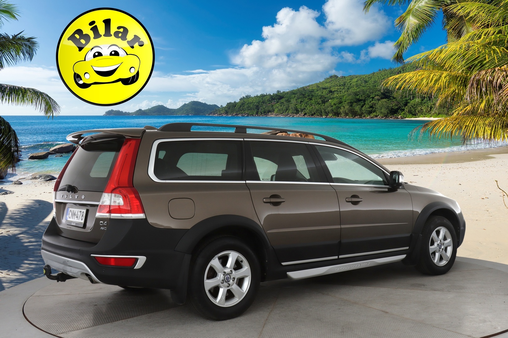 Volvo XC70 2015 D4 AWD Momentum aut - | Vakkari | Vetokoukku | Ratinlämmitin | Bluetooth | 2x renkaat aluvantein |