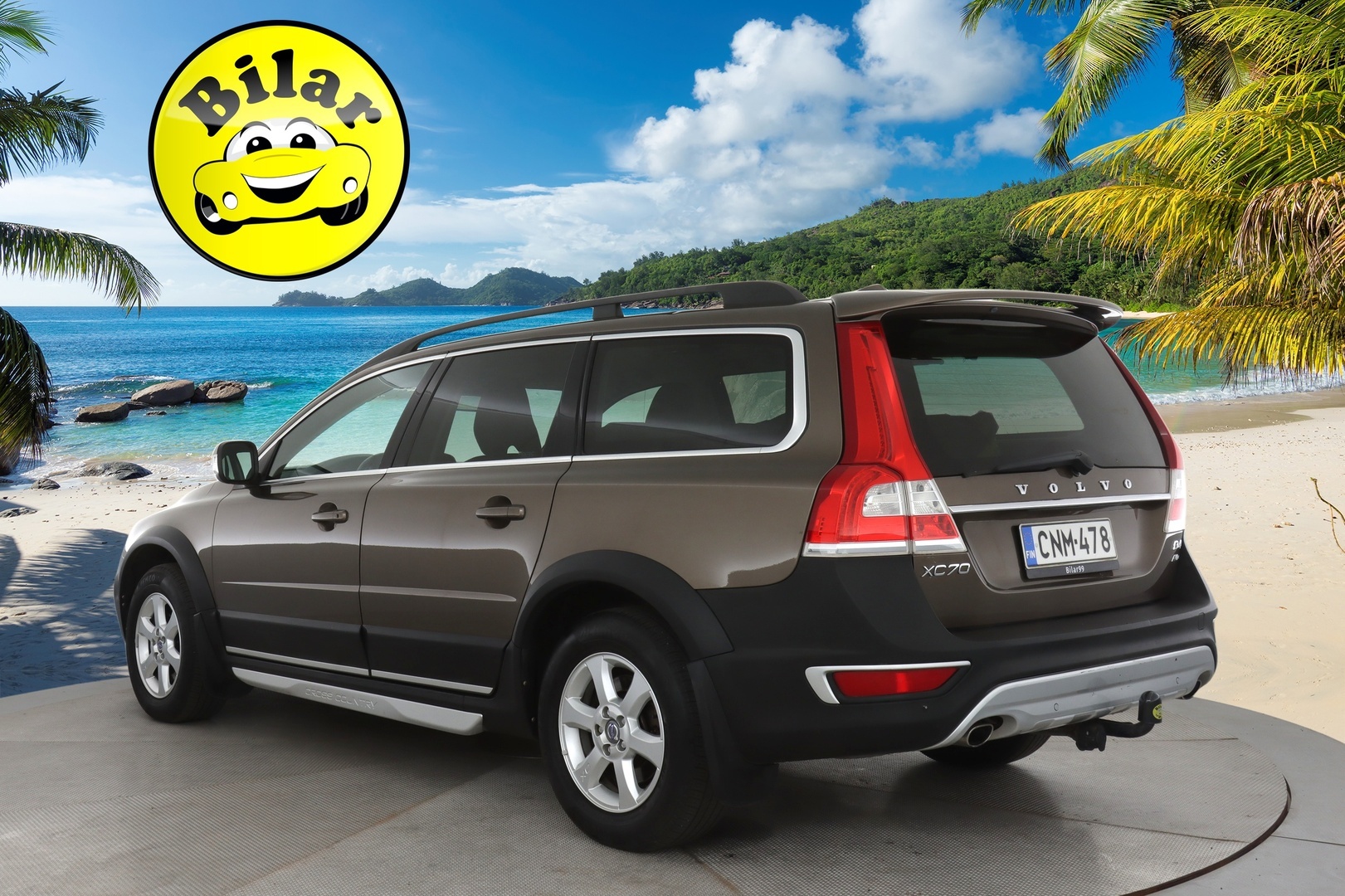 Volvo XC70 2015 D4 AWD Momentum aut - | Vakkari | Vetokoukku | Ratinlämmitin | Bluetooth | 2x renkaat aluvantein |
