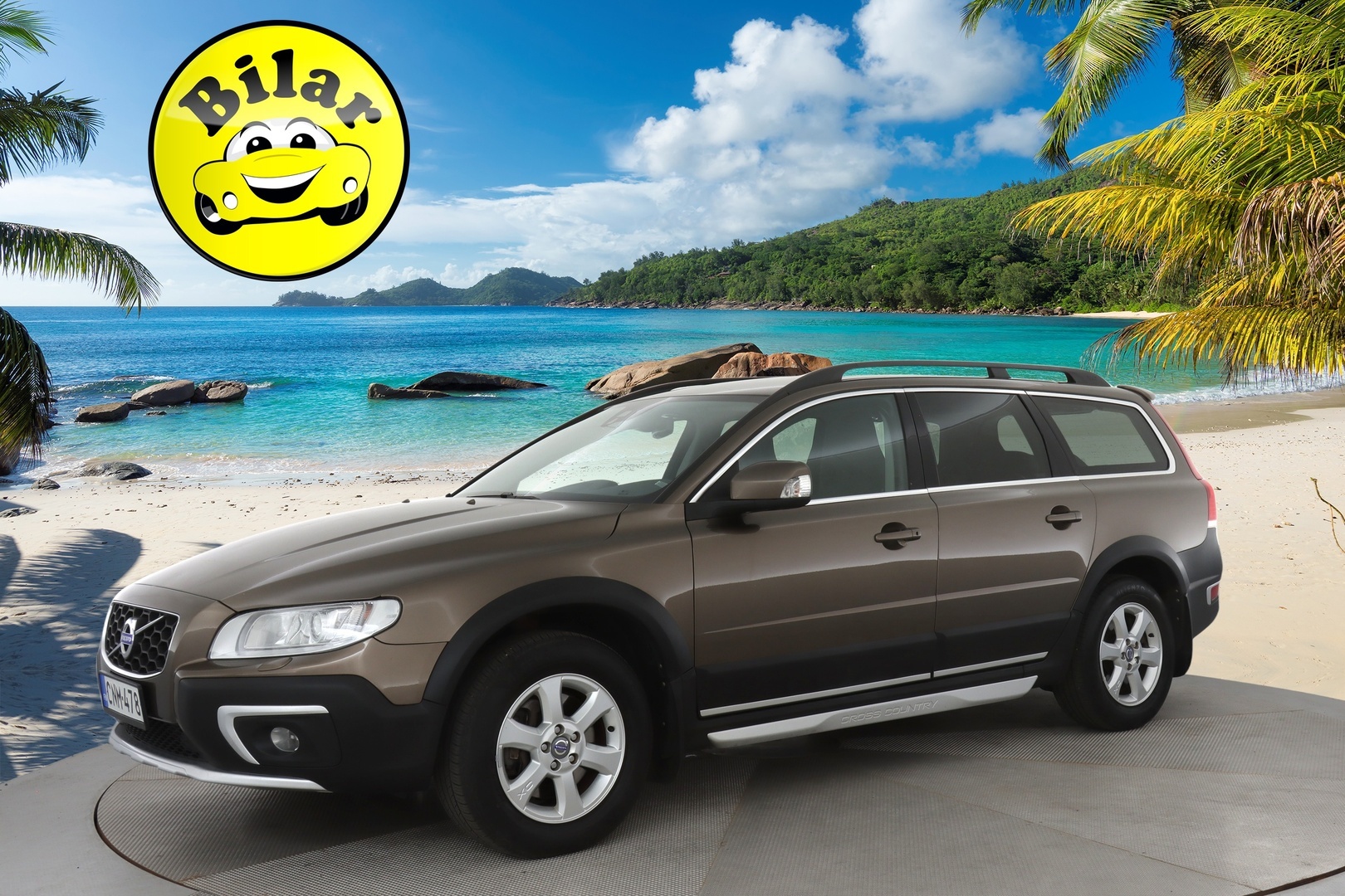 Volvo XC70 2015 D4 AWD Momentum aut - | Vakkari | Vetokoukku | Ratinlämmitin | Bluetooth | 2x renkaat aluvantein |