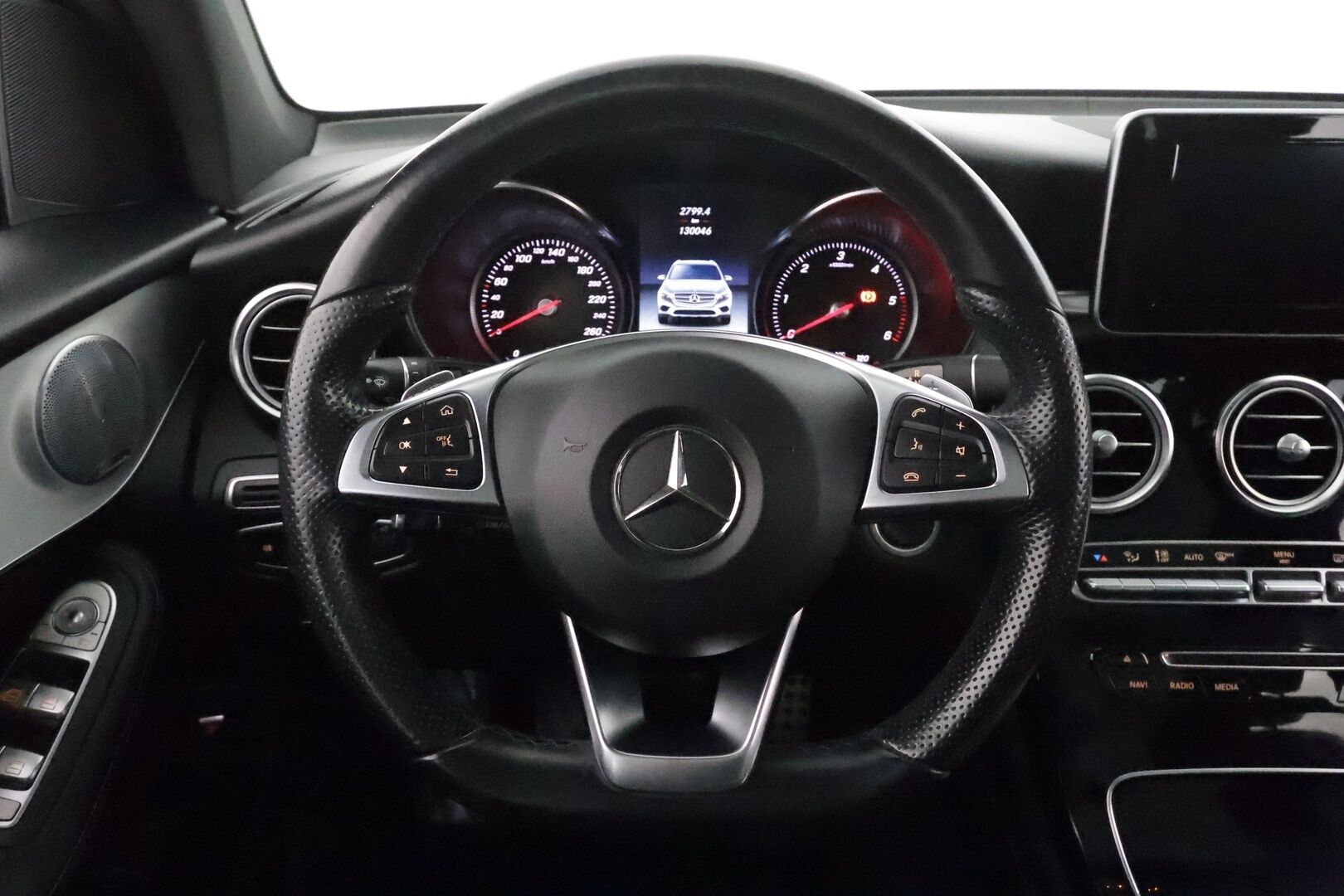 Mercedes-Benz GLC 2017 250 d 4Matic A Premium Business AMG **Panorama / Burmester / Webasto / LED-High Performance / Sporttipenkit / P.Tutkat** - Kahdet Renkaat / Juuri huollettu / Night paketti