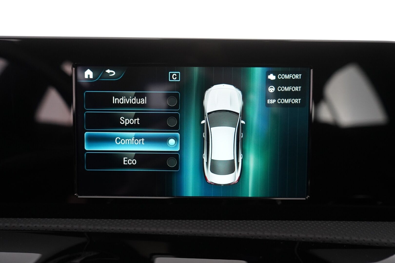 Mercedes-Benz CLA 2019 180 A Business Progressive * Multibeam LED / Digimittaristo / Urheilu Istuimet / Keyless / P.Kamera * - Suomi-auto / Kahdet renkaat alumiinivantein / Upea