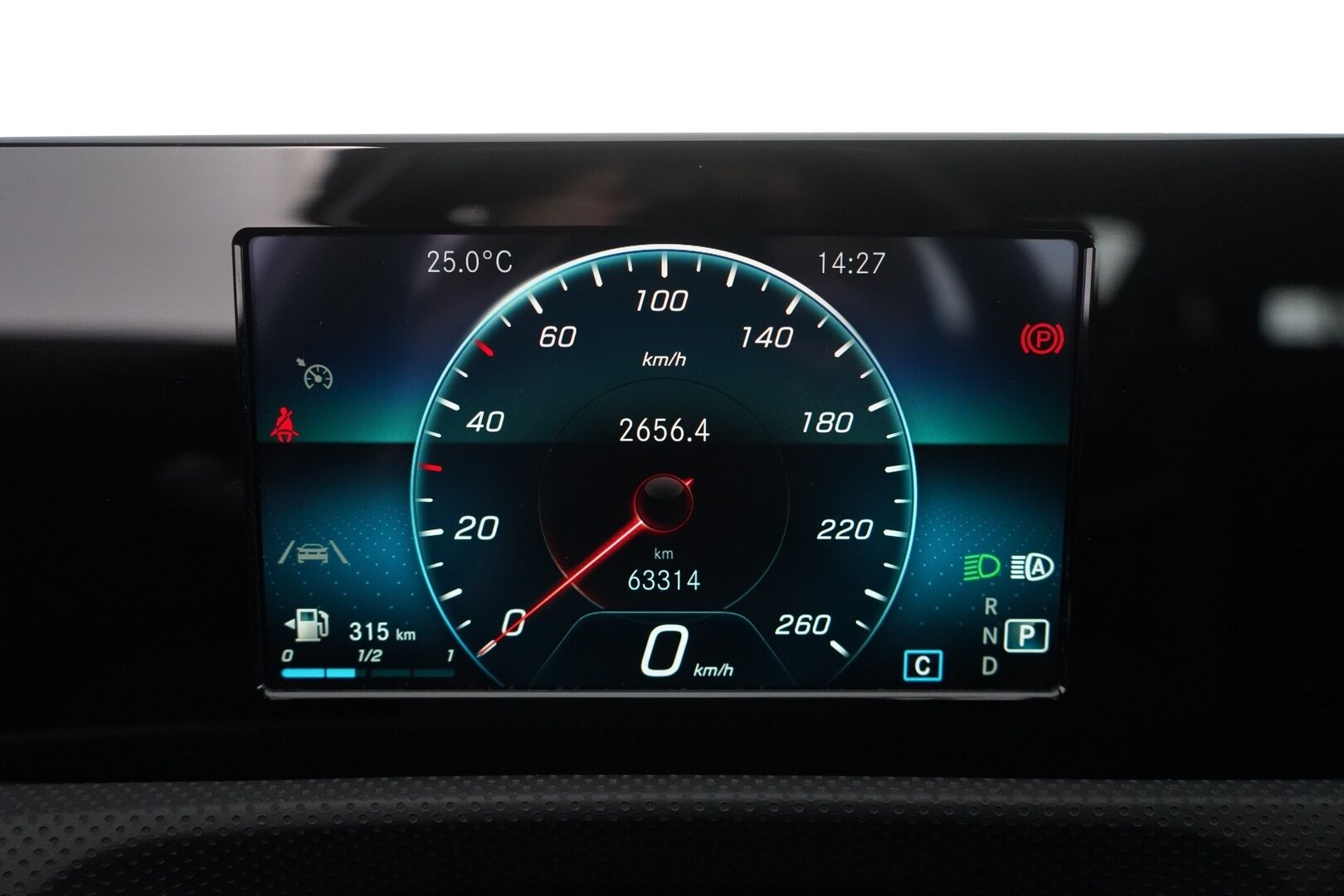 Mercedes-Benz CLA 2019 180 A Business Progressive * Multibeam LED / Digimittaristo / Urheilu Istuimet / Keyless / P.Kamera * - Suomi-auto / Kahdet renkaat alumiinivantein / Upea