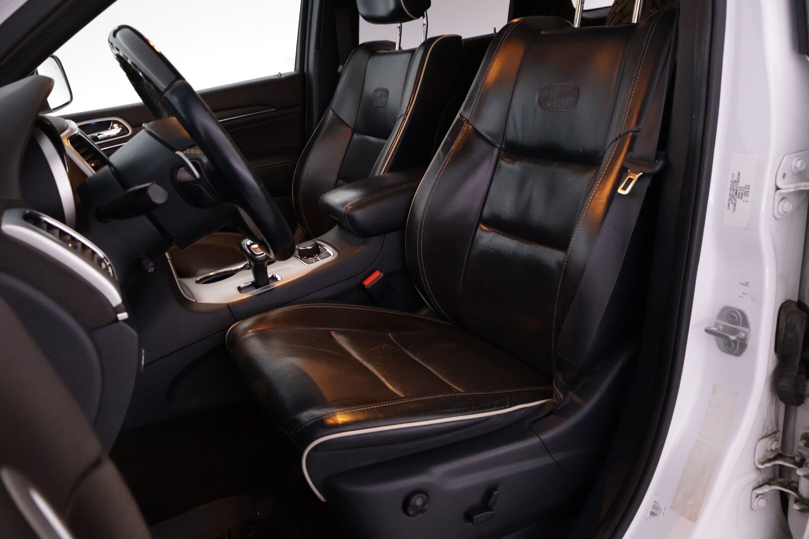 Jeep Grand Cherokee 2015 3,0 CRD 250hv AT8 Summit  - YritysOutlet - Myydään vain yrityksille - | ACC | Panorama | KeyLessgo | Nahat | Muistipenkit | Koukku | P.kamera |