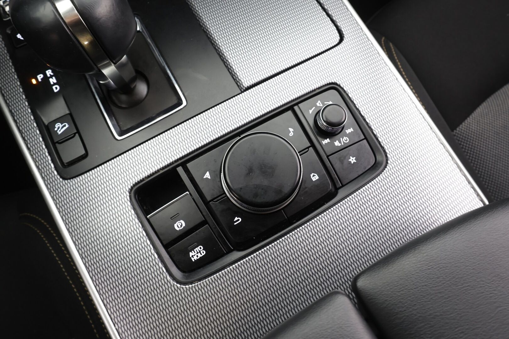 Mazda CX-60 2023 2.5 PHEV 8AT AWD Exclusive-Line * Vakkari / Koukku / HUD / LED / P.Kamera / Keyless / Apple&Android * - 1.Om Suomi-auto / Kahdet Renkaat - HULLUT AVAJAISHULINAT KORKOTARJOUS 3,29 %