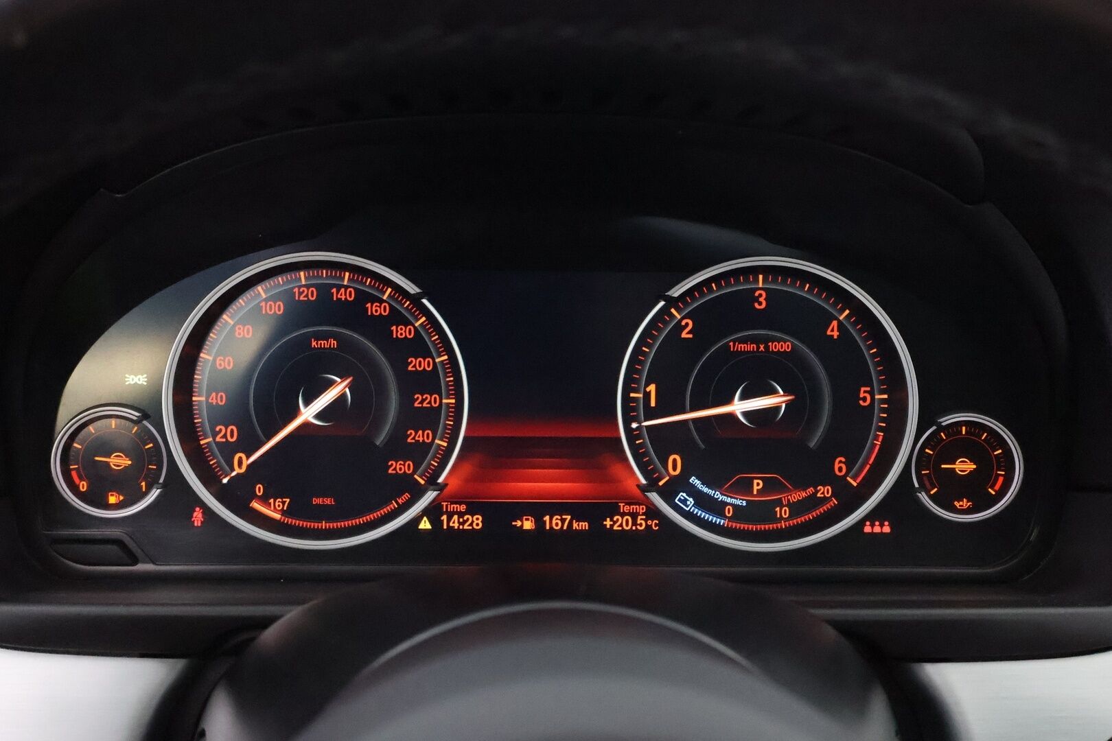 BMW 530 2016 TwinPower Turbo A xDrive F11 LCI Touring M Sport - Webasto / Adapt.Vakkari / Harman&Kardon / HUD / Panorama / 360-Kamera / Vetokoukku / AdBlue Rempattu / Supervarusteltu!