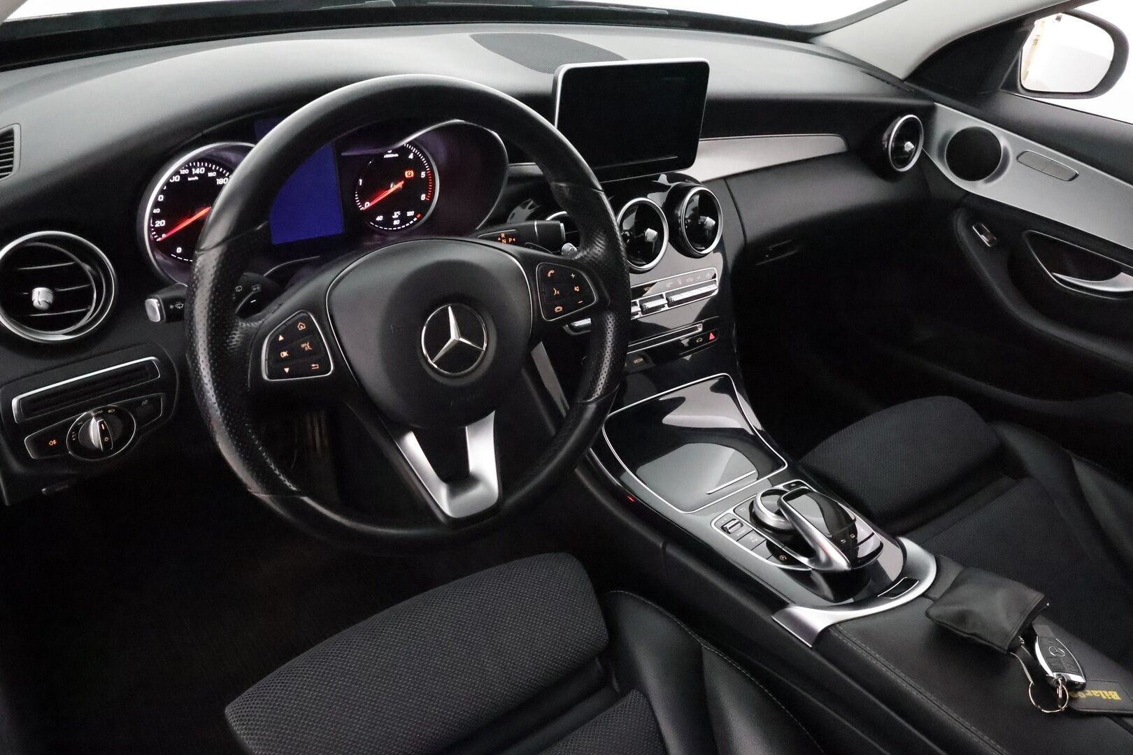 Mercedes-Benz C 2016 220 d 4MATIC AMG ** Webasto / Koukku / P-Kamera / TULOSSA