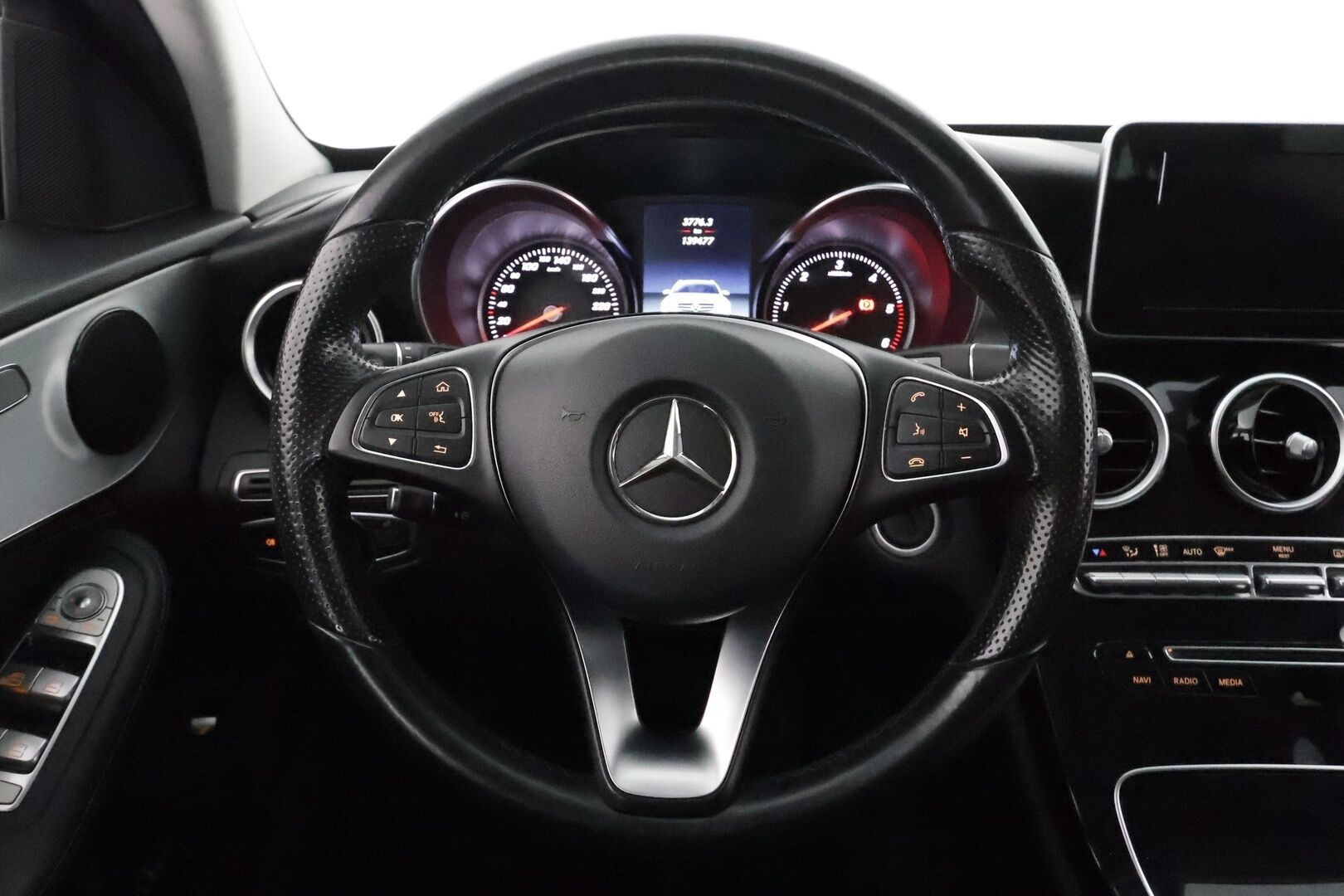 Mercedes-Benz C 2016 220 d 4MATIC AMG ** Webasto / Koukku / P-Kamera / TULOSSA