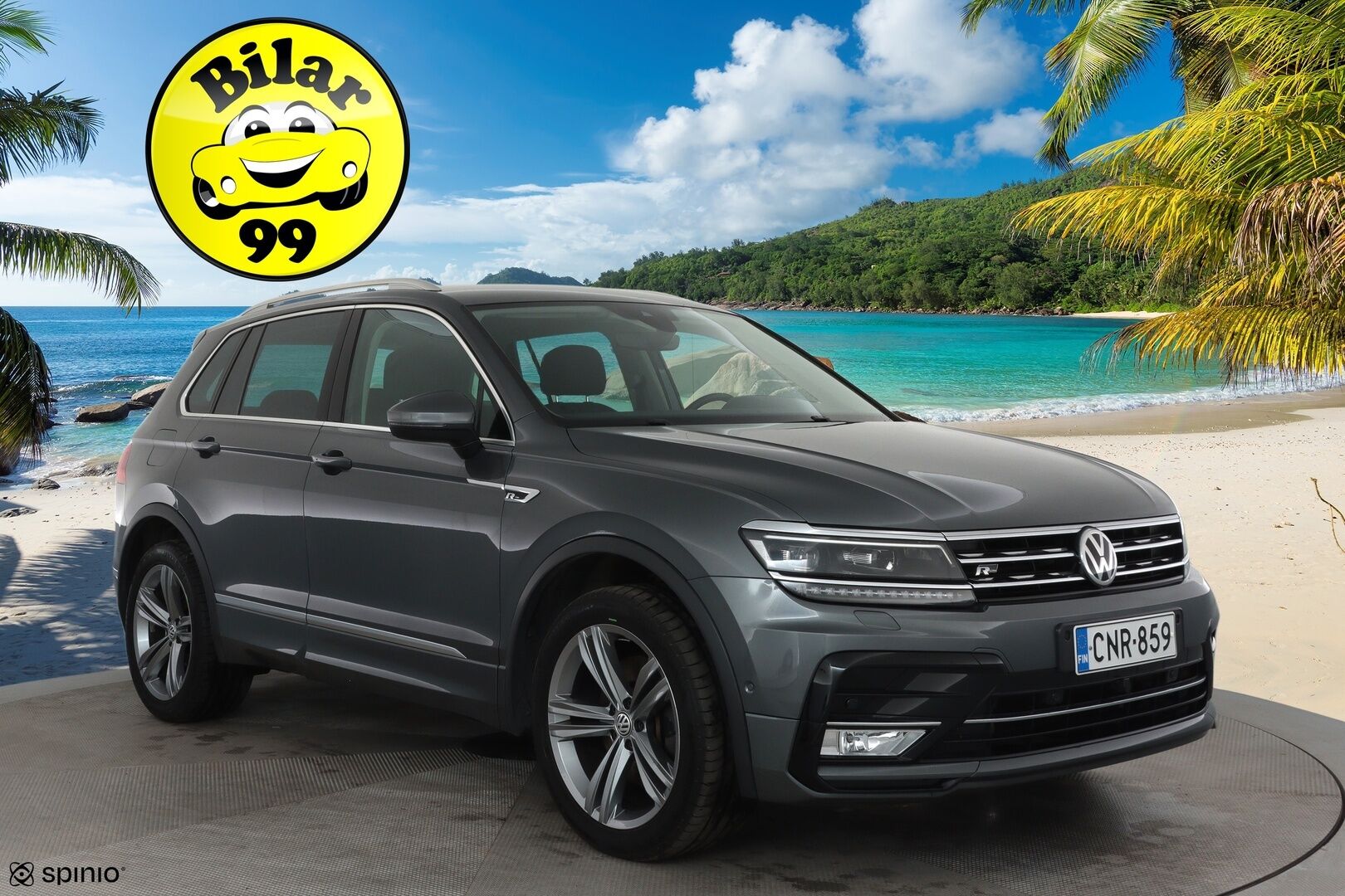 Volkswagen Tiguan 2017 R-Line 2,0 TDI SCR 140 kW 4MOTION DSG **Webasto / Adapt.vakkari / LED / Koukku / P.kamera / Digimittaristo / KeylessGo** - Kahdet renkaat aluvanteilla