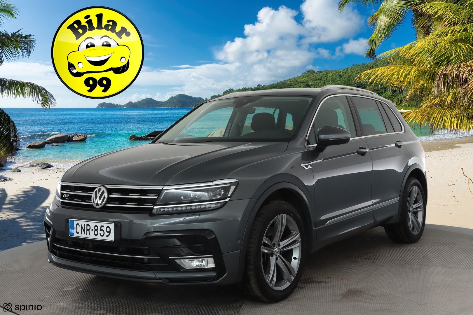 Volkswagen Tiguan 2017 R-Line 2,0 TDI SCR 140 kW 4MOTION DSG **Webasto / Adapt.vakkari / LED / Koukku / P.kamera / Digimittaristo / KeylessGo** - Kahdet renkaat aluvanteilla