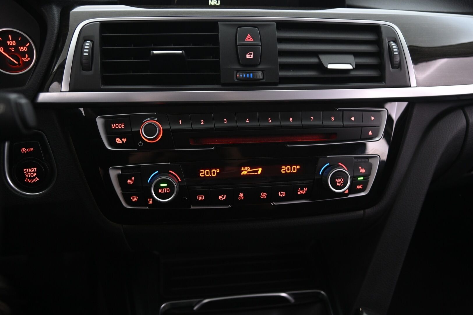 BMW 320 2017 F31 Touring 320d A xDrive Business Exclusive Luxury - EI AdBlueta! | ACC | BLIS | Navi | 360 Tutkat | Sporttipenkit | Comfort Access |  B47 | 2x renkaat&vanteet