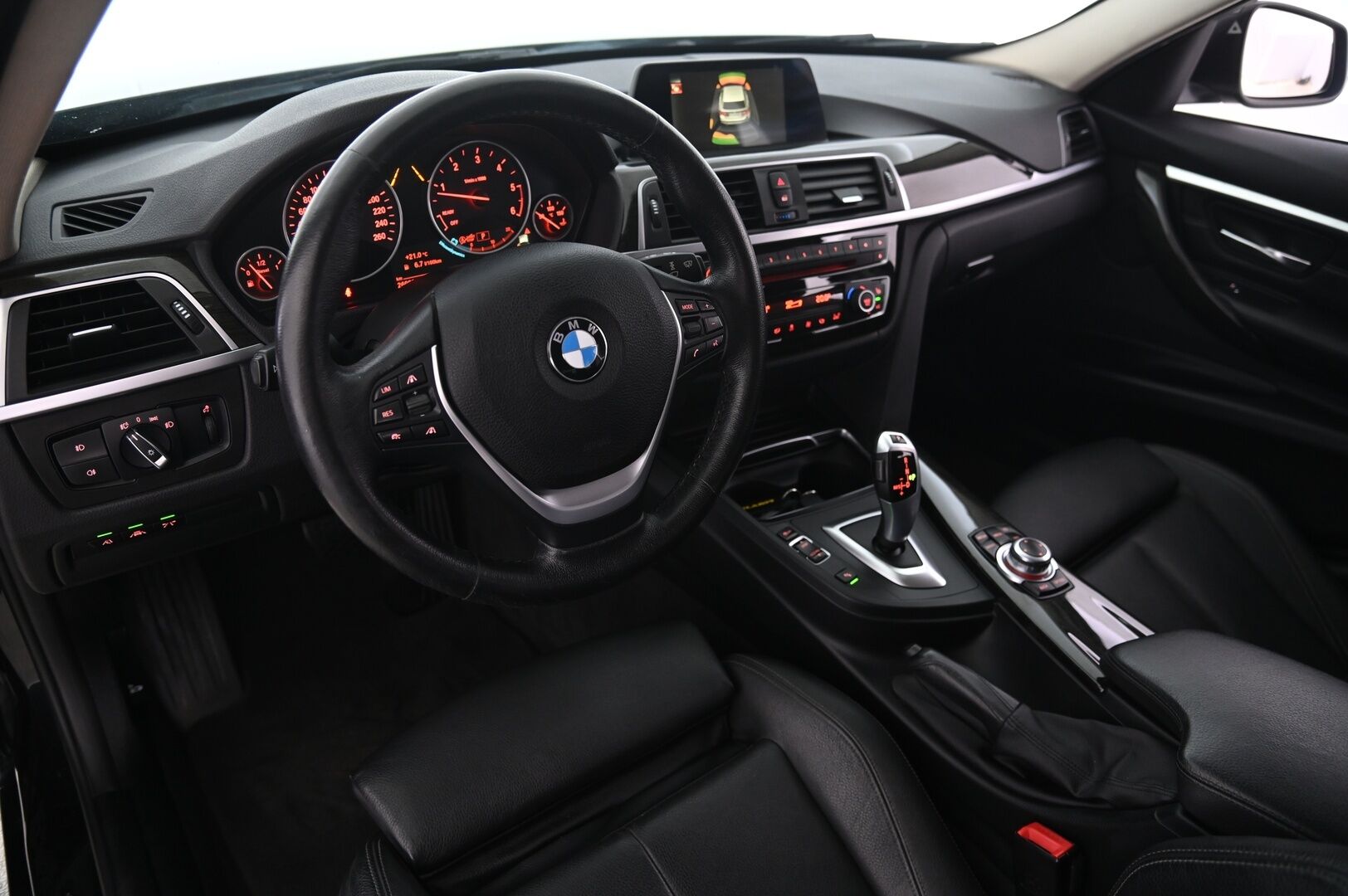 BMW 320 2017 F31 Touring 320d A xDrive Business Exclusive Luxury - EI AdBlueta! | ACC | BLIS | Navi | 360 Tutkat | Sporttipenkit | Comfort Access |  B47 | 2x renkaat&vanteet
