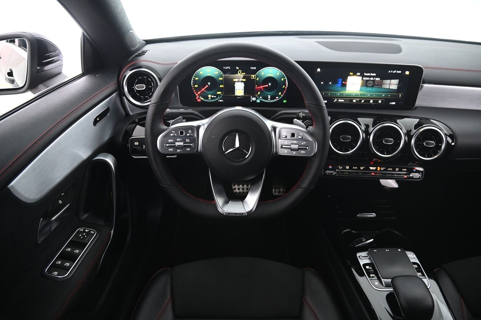 Mercedes-Benz CLA 2020 180 A Business AMG - *Widescreen / Navi / Suomi-Auto / Siisti*