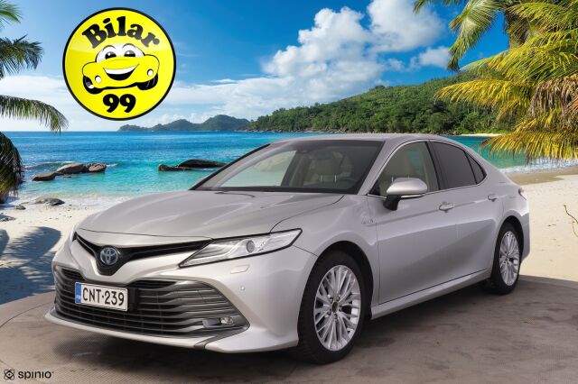 Toyota Camry 2019
