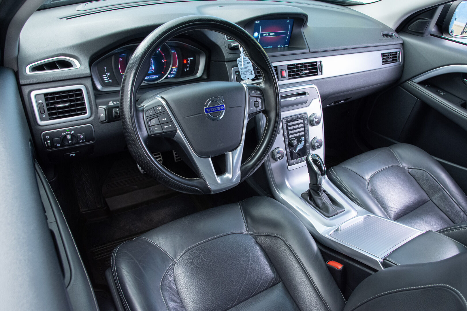 Volvo XC70 2016 D4 AWD Classic Sport - | Adapt.vakkari | Muistinahat | Vetokoukku | KeyLessGo | - KORKO VAIN 3,99 %