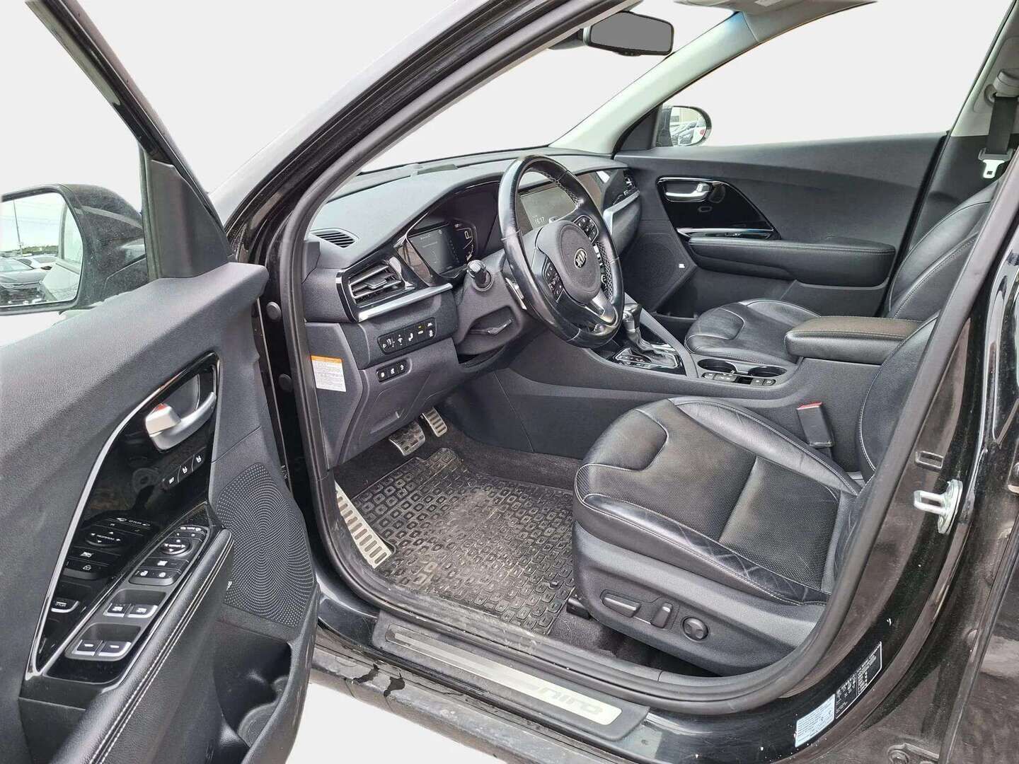 Kia Niro plug-in 2020 1,6 GDI Business Luxury DCT - | Suomi-auto | Ilmastoidut muistipenkit | JBL-audio | BLIS | Carplay | P-kamera | Lasikattoluukku | KeyLessGo | Navi | Kahdet Renkaat | Digimittaristo |