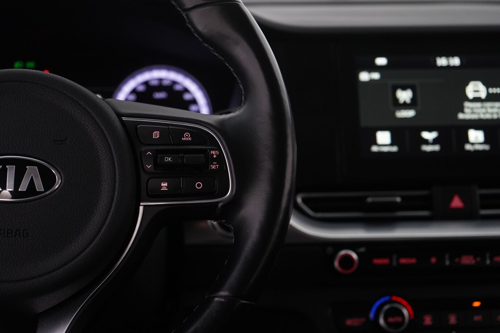 Kia Niro 2020 1,6 GDI Hybrid EX DCT *ACC / Kamera / Ratinlämmitin / Kaistavahti* - Juuri katsastettu / Juuri Huollettu / Kahdet renkaat alumiinivantein / Suomi-auto