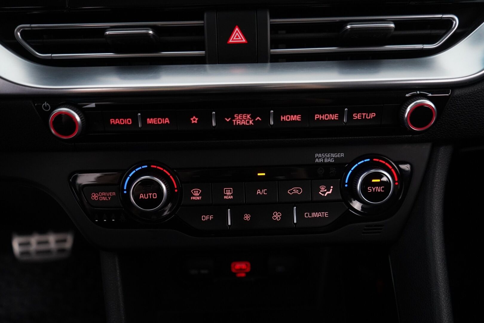 Kia Niro 2020 1,6 GDI Hybrid EX DCT *ACC / Kamera / Ratinlämmitin / Kaistavahti* - Juuri katsastettu / Juuri Huollettu / Kahdet renkaat alumiinivantein / Suomi-auto