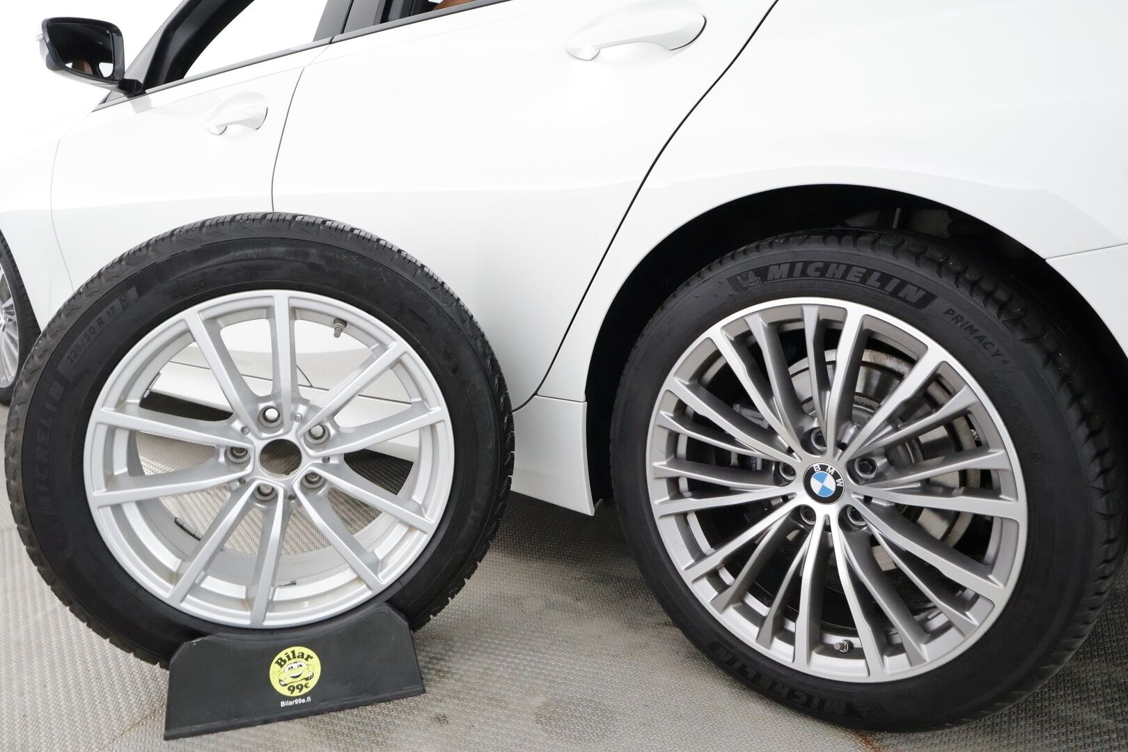 BMW 320 2020 G20 Sedan 320i A xDrive Business Sport - | ACC | Koukku | Konjakkinahat | Sporttipenkit muistilla | HiFi | Ambient light | LED | P.tutkat | Digimittaristo | 1-om suomiauto | 2x renkaat aluin |