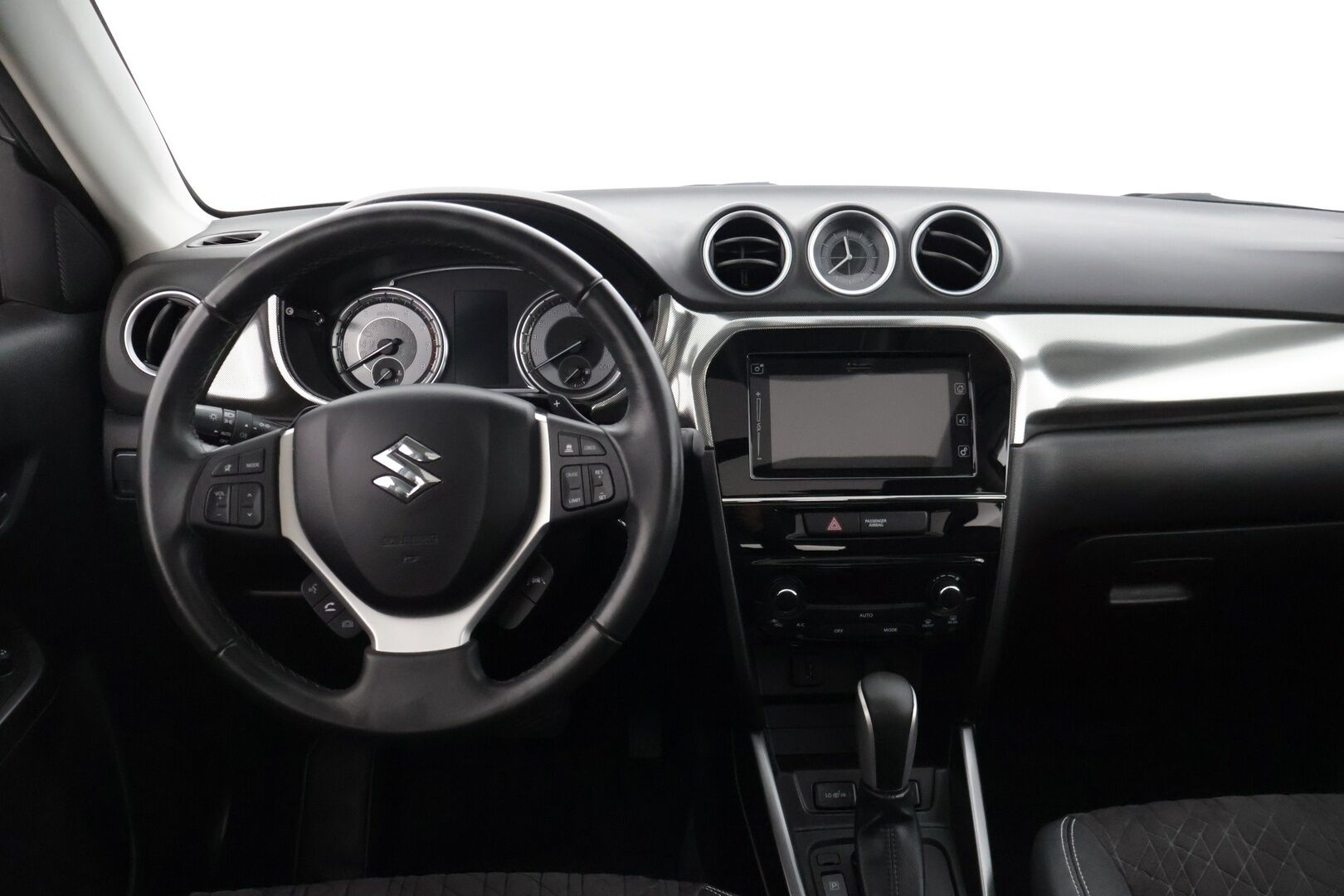 Suzuki Vitara 2021 1,4 BOOSTERJET 4WD GL+ 6AT HYBRID * Webasto / KeylessGo / Peruutuskamera / Adapti. Cruise * - * 1-.om Suomi-Auto / Hyvät varusteet / Särmät huollot / 2x hyvät renkaat aluvanteilla *