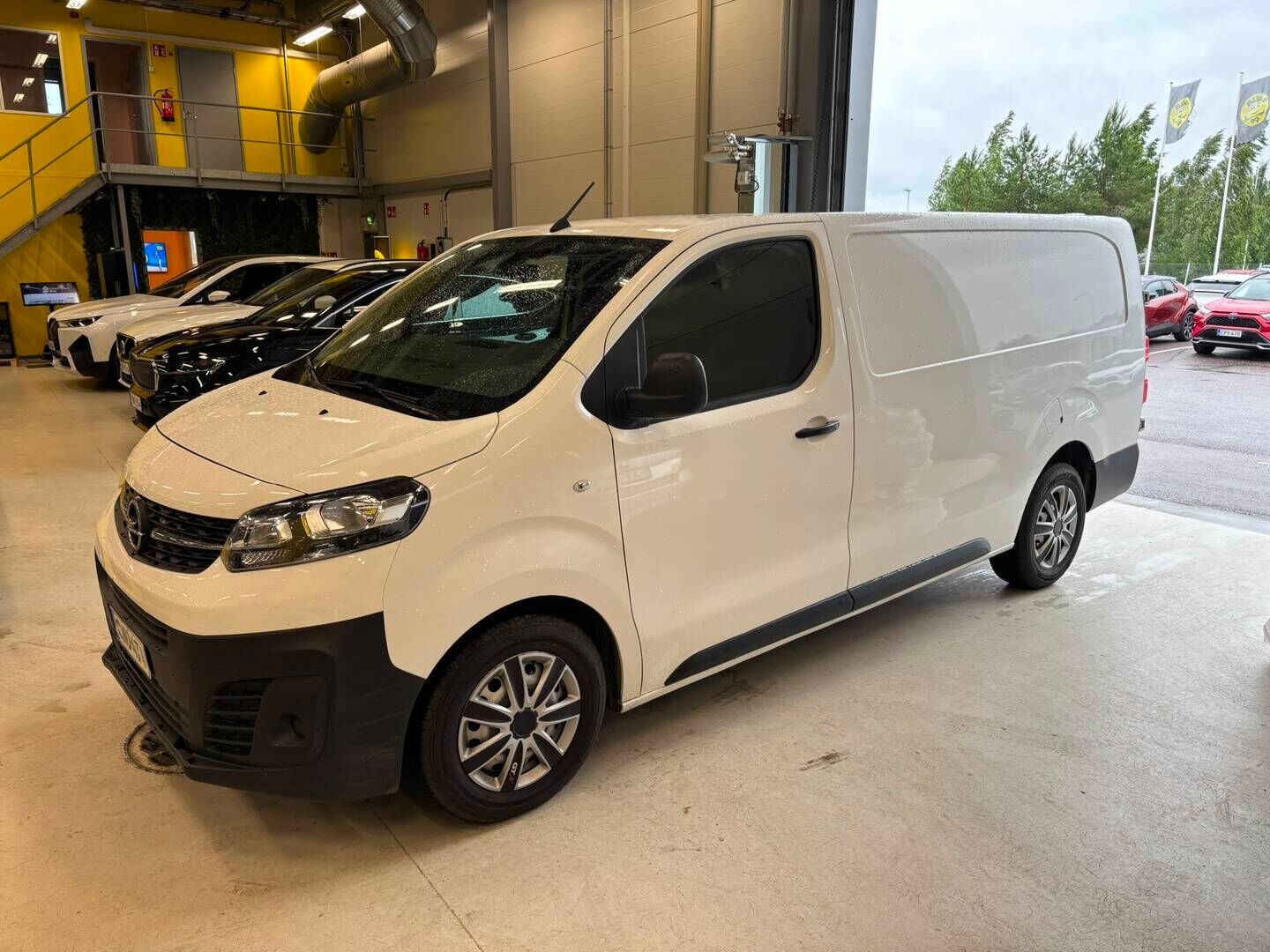 Opel Vivaro 2021 Van Enjoy L 2,0 Diesel Turbo S/S 90 kW MT6 - Webasto | Vakkari | applecarplay | Suomi-auto