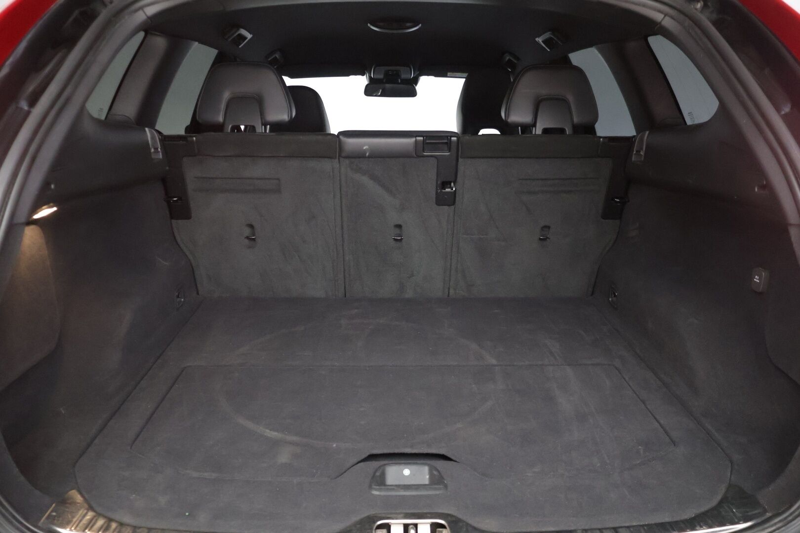 Volvo XC60 2016 D4 AWD R-Design aut - | Adaptiivinen vakionopeudensäädin | BLIS | Peruutuskamera | Navigointi | Jakopää Tehty 4/26 | ACC | Vetokoukku | Webasto Ylläpitolaturilla |