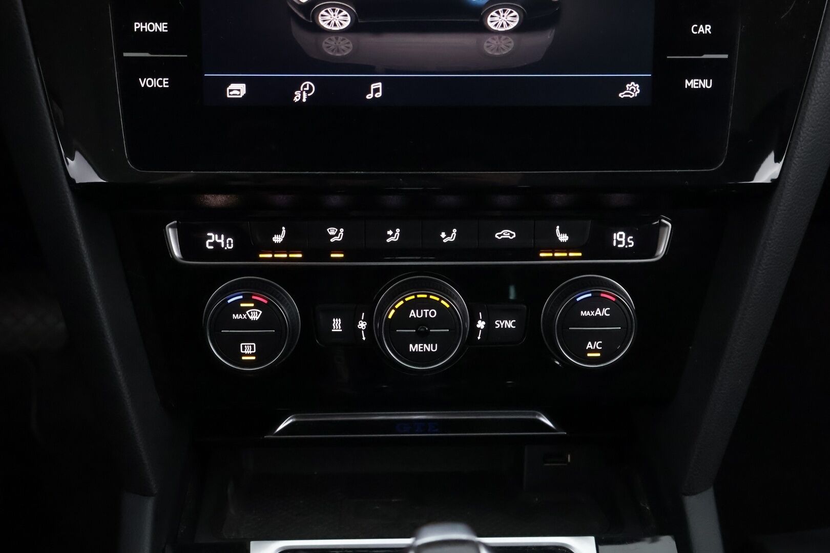 Volkswagen Passat 2018 Variant GTE Plug-In Hybrid 160 kW (218 hv) DSG-automaatti- MYYDÄÄN HUUTOKAUPAT.COM! - MYYDÄÄN HUUTOKAUPAT.COM!