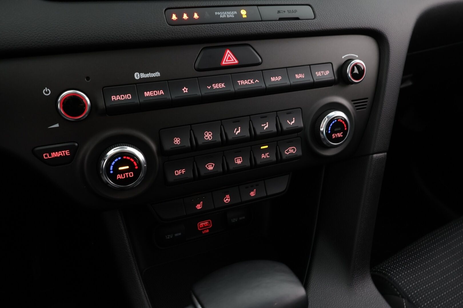 Kia Sportage 2020 1,6 T-GDI ISG Urban EX DCT A/T EcoDynamics * Suomi-auto / Vakkari / LED / Navi / P.kamera / Ratinlämmitin * - Kahdet renkaat aluvanteilla - Osta nyt, maksa vasta ensi vuonna