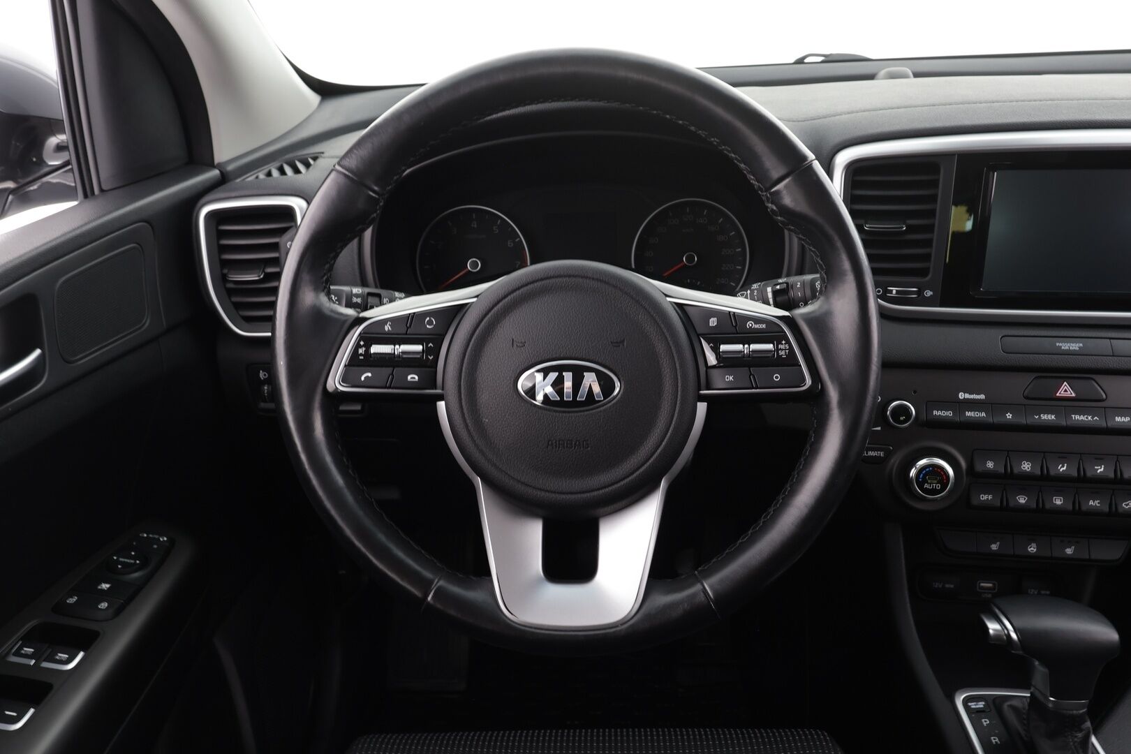 Kia Sportage 2020 1,6 T-GDI ISG Urban EX DCT A/T EcoDynamics * Suomi-auto / Vakkari / LED / Navi / P.kamera / Ratinlämmitin * - Kahdet renkaat aluvanteilla - Osta nyt, maksa vasta ensi vuonna