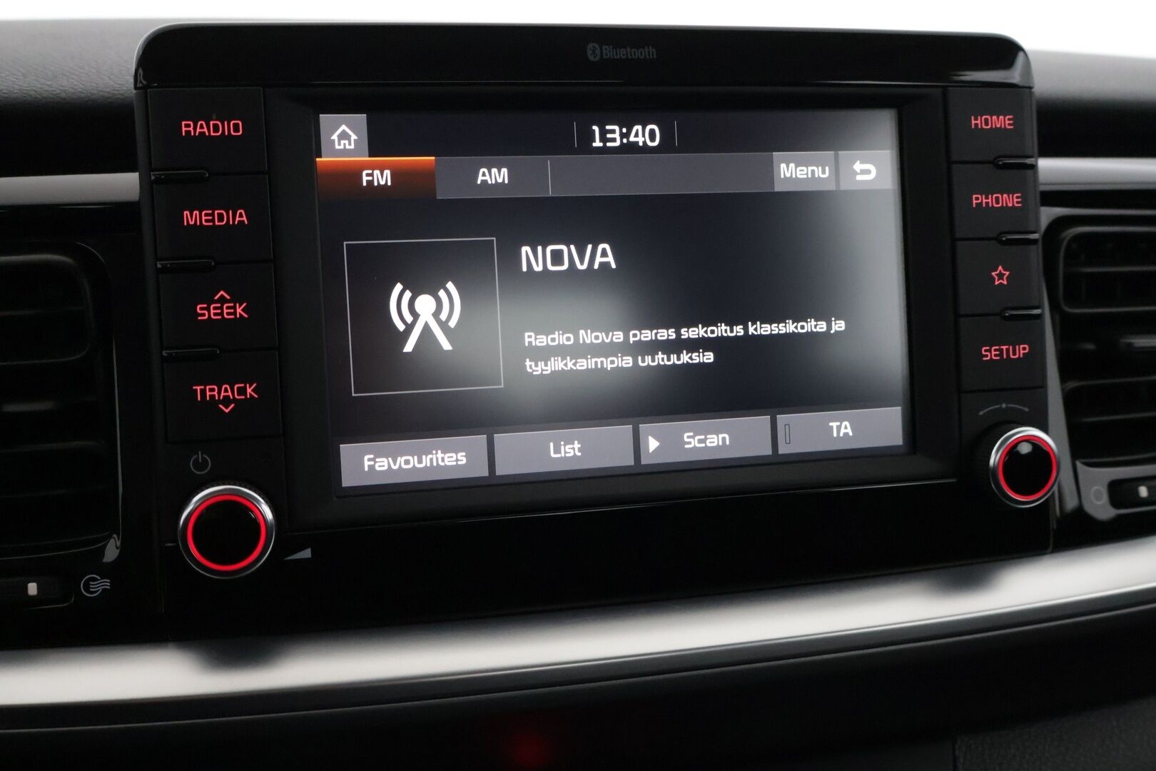 Kia Stonic 2020 1,0 T-GDI ISG 120hv EX DCT EcoDynamics - *Suomi-auto / Lohkolämmitin / Peruutuskamera / Tutkat takana / Ratinlämmitin / 2x renkaat alumiinivantein*
