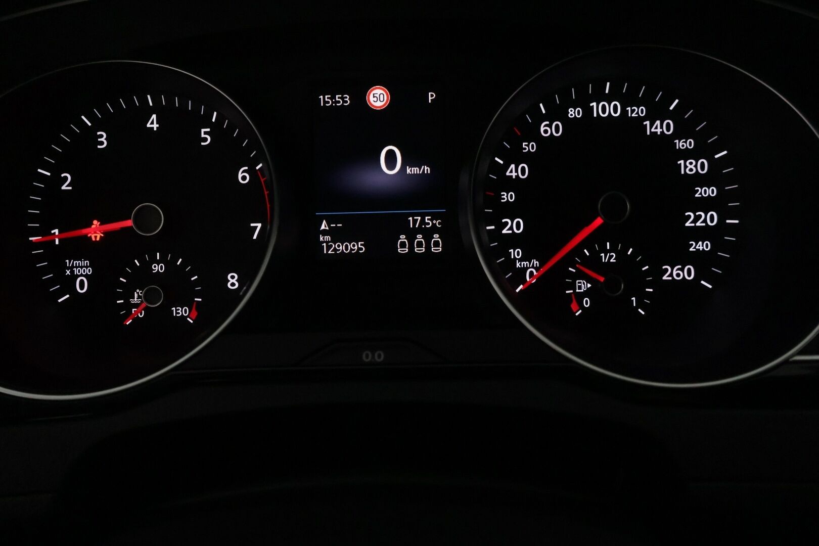 Volkswagen Passat 2020 Variant R-Line 1,5 TSI EVO 110 kW DSG-automaatti - P.Kamera| Webasto|LED|Koukku