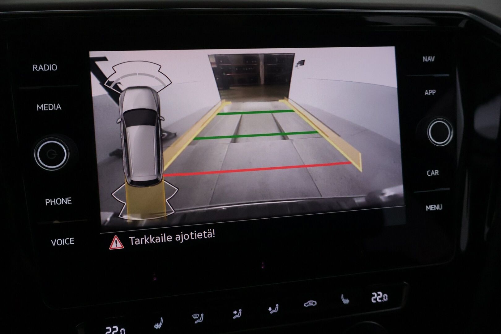 Volkswagen Passat 2020 Variant R-Line 1,5 TSI EVO 110 kW DSG-automaatti - P.Kamera| Webasto|LED|Koukku