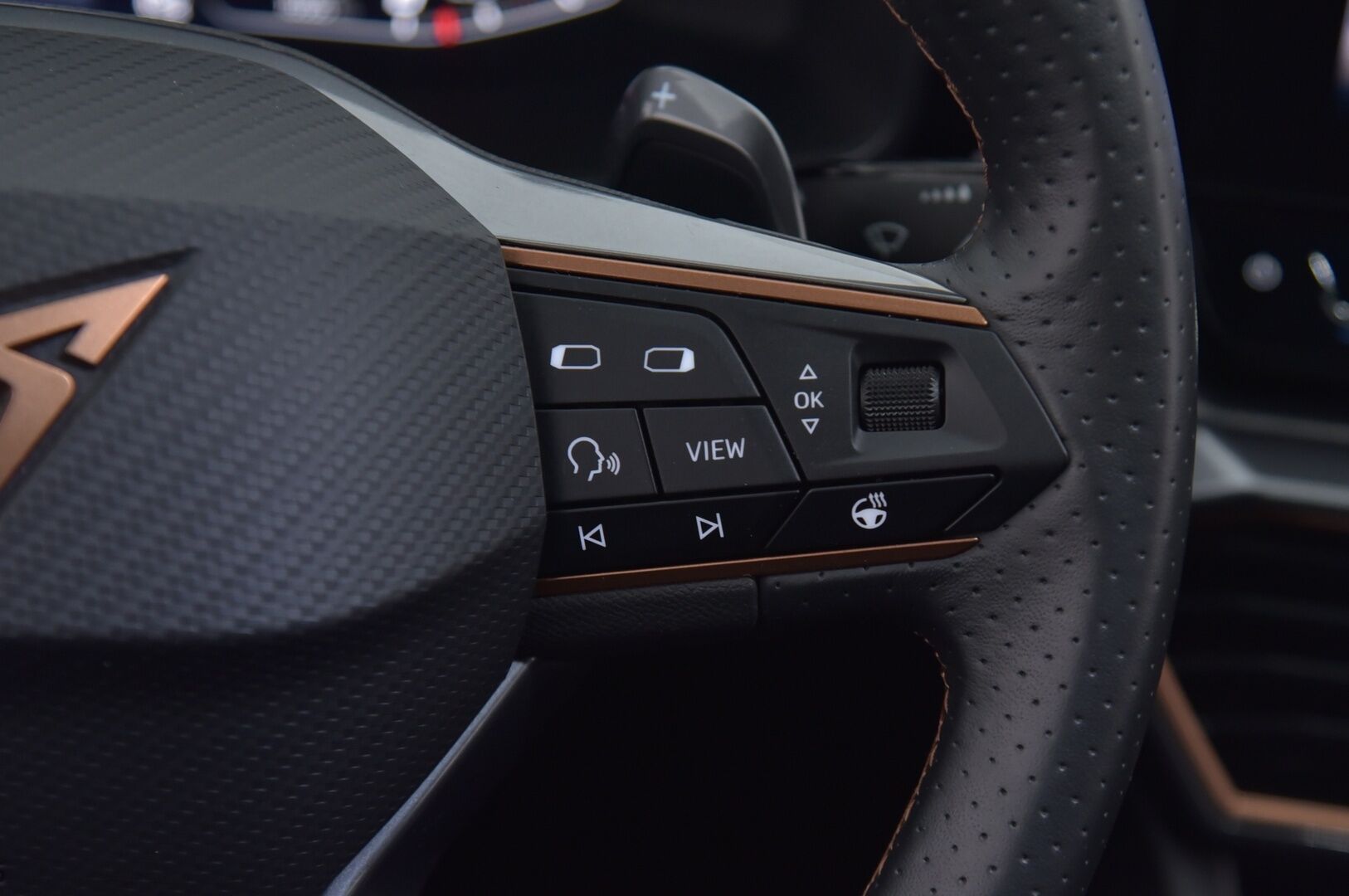 CUPRA LEON SPORTSTOURER 2021 1,4 PHEV 180 kW e-HYBRID DSG - Adapt. vakkari / Digimittaristo / Navi / LED / Keyless / Apple&Android 