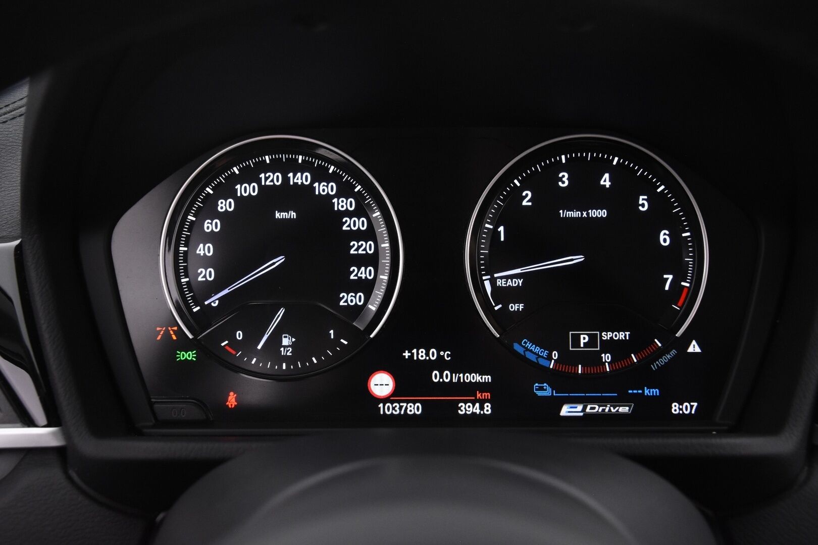 BMW X1 2021 F48 xDrive25e Sport *Adapt. Vakkari / Kaistavahti / HUD / LED-valot / Sporttipenkit / M-Ratti*