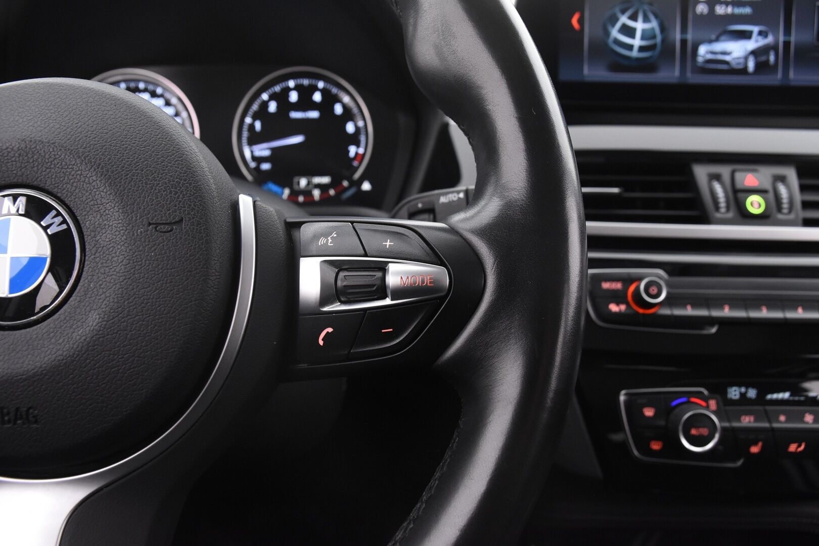 BMW X1 2021 F48 xDrive25e Sport *Adapt. Vakkari / Kaistavahti / HUD / LED-valot / Sporttipenkit / M-Ratti*