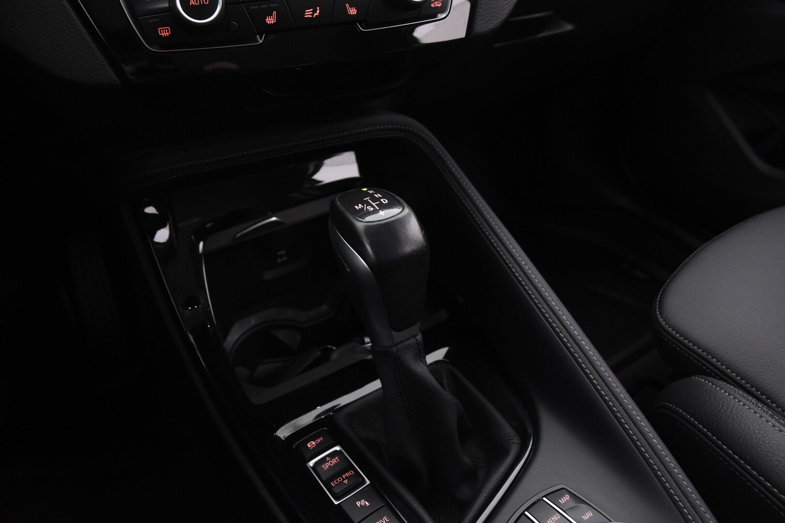 BMW X1 2021 F48 xDrive25e Sport *Adapt. Vakkari / Kaistavahti / HUD / LED-valot / Sporttipenkit / M-Ratti*