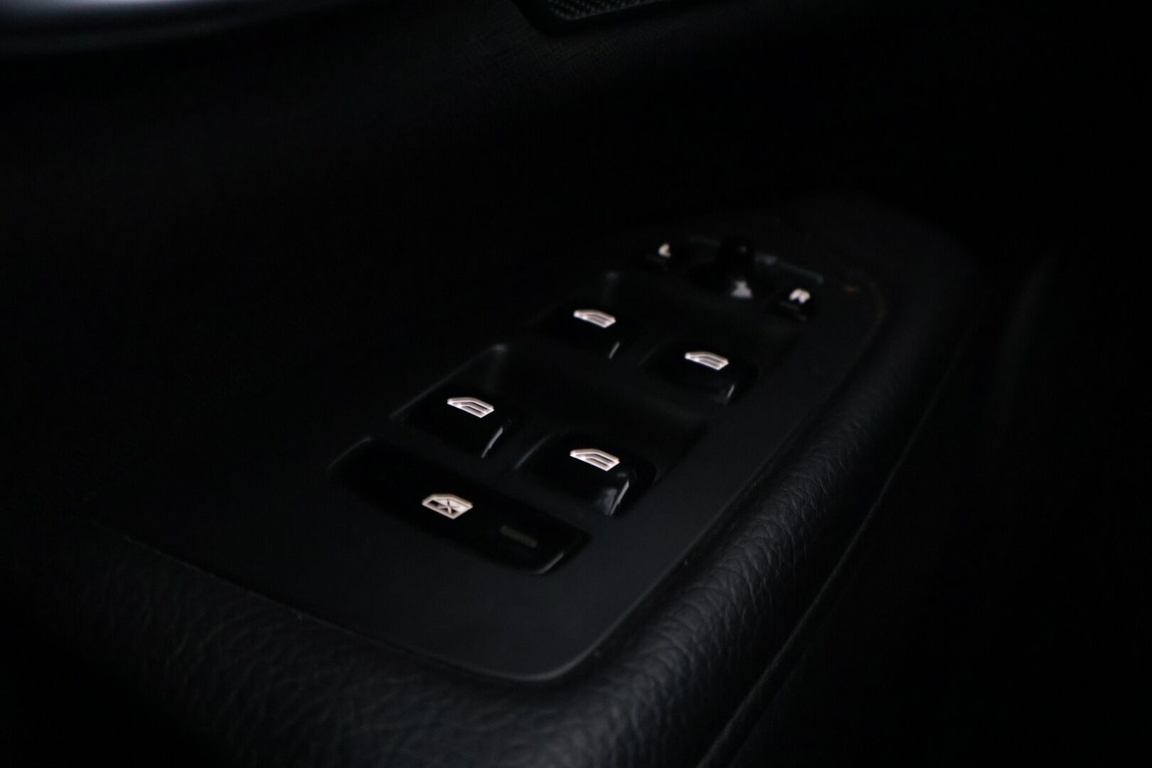 Volvo V90 2018 D3 AWD Business aut *Ei Ad-Blue / ACC / S-Koukku / Kamera / Tutkat / Pa-lämmitin / Ratinlämmitin / LED* - Hyvin huollettu neliveto V90 ilman Adblue järjestelmää!