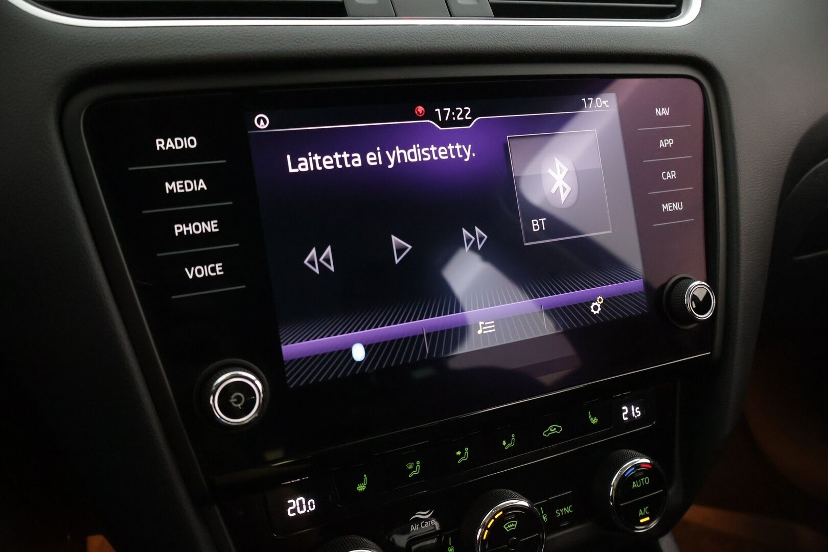 Skoda Octavia 2020 Combi 1,5 TSI G-TEC Style BusinessLine Aut. ** ACC / Webasto / Kessy / Lämm. tuulilasi / Koukku / P.kamera ** - * Kattavasti varusteltu Suomiauto kaksilla Michelinin renkailla! / Lämmitettävä ratti / Sähkökontti / Lane Assist / Blind Spot Assist *